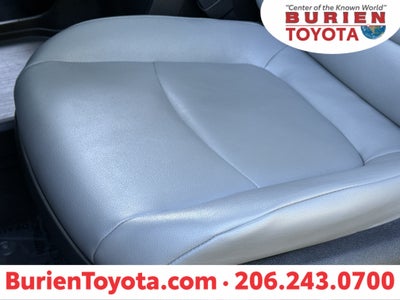2025 Toyota Sienna XLE 8-Passenger