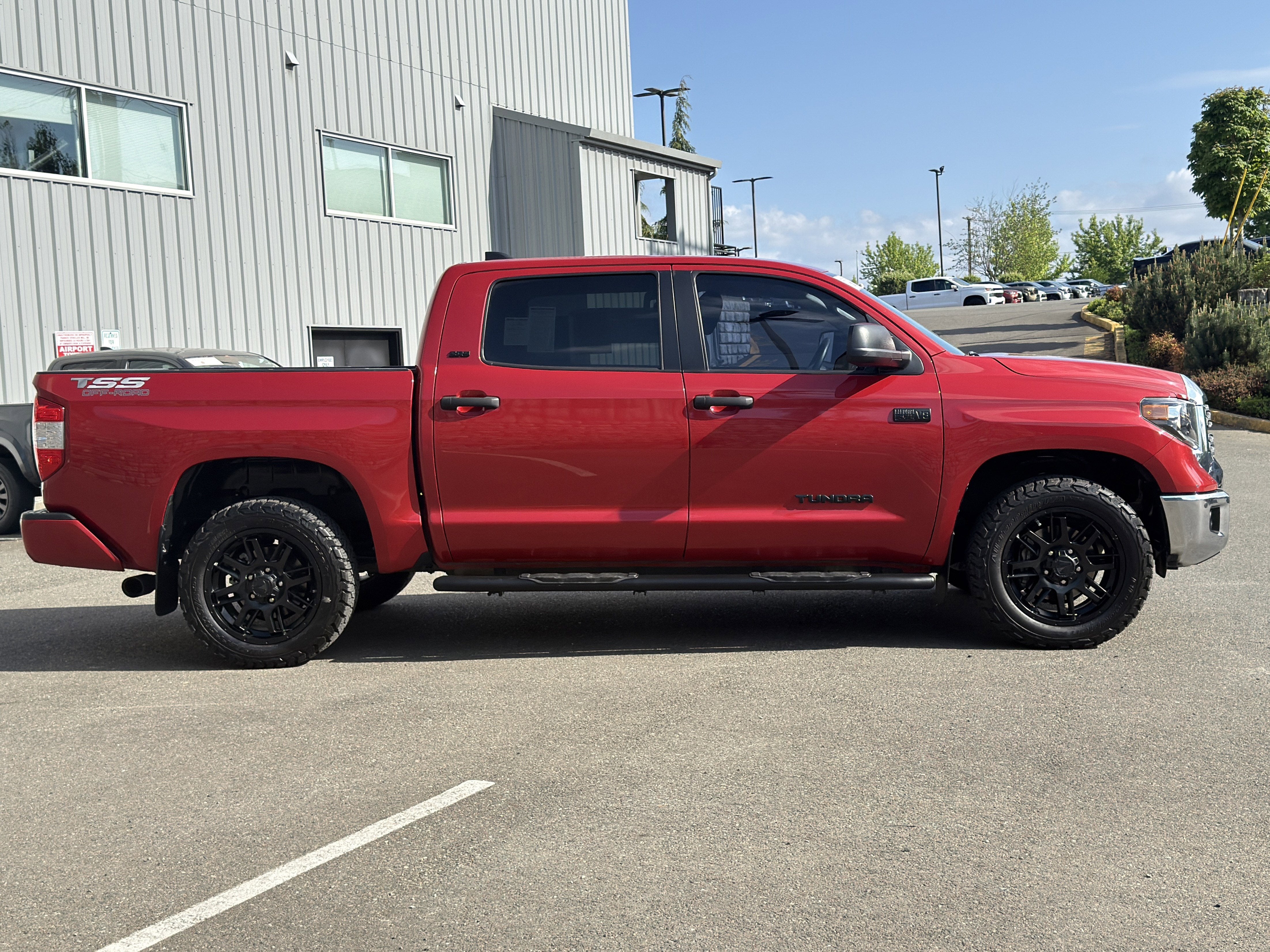 2021 Toyota Tundra 2WD SR5
