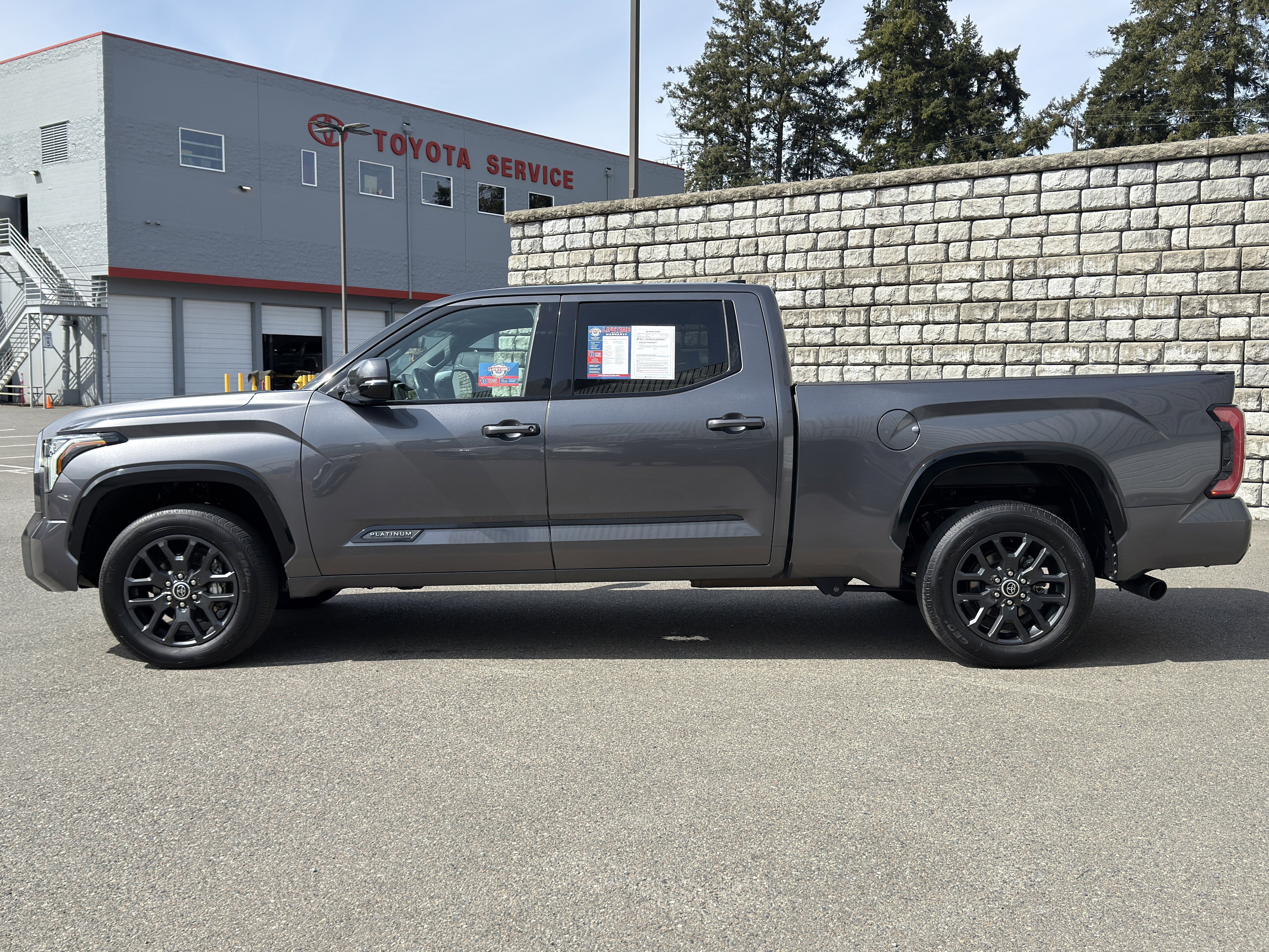 2023 Toyota Tundra 4WD Platinum