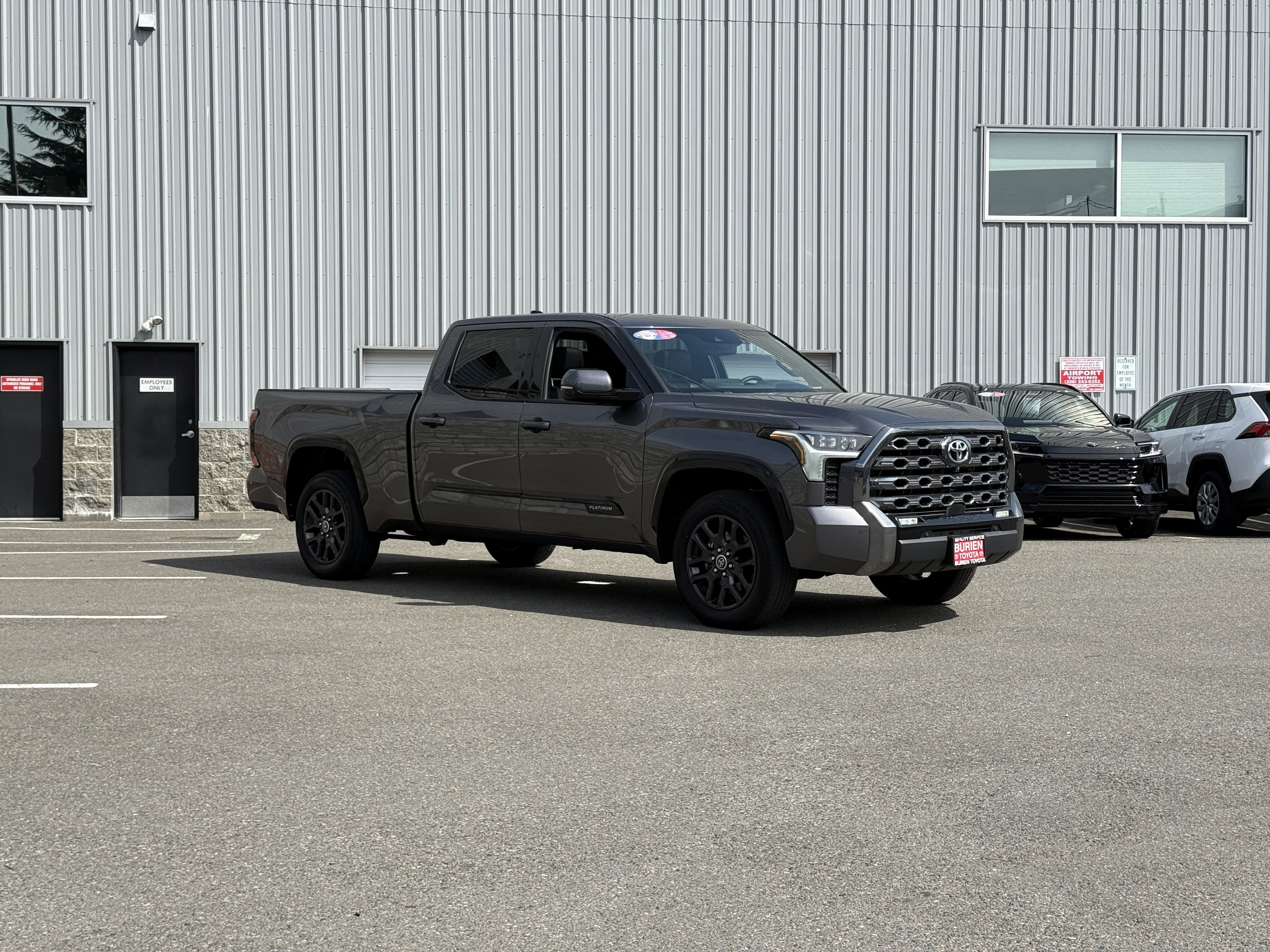 2023 Toyota Tundra 4WD Platinum