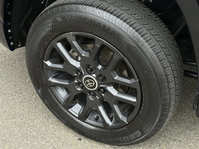 2024 Toyota Tundra 4WD Platinum HV