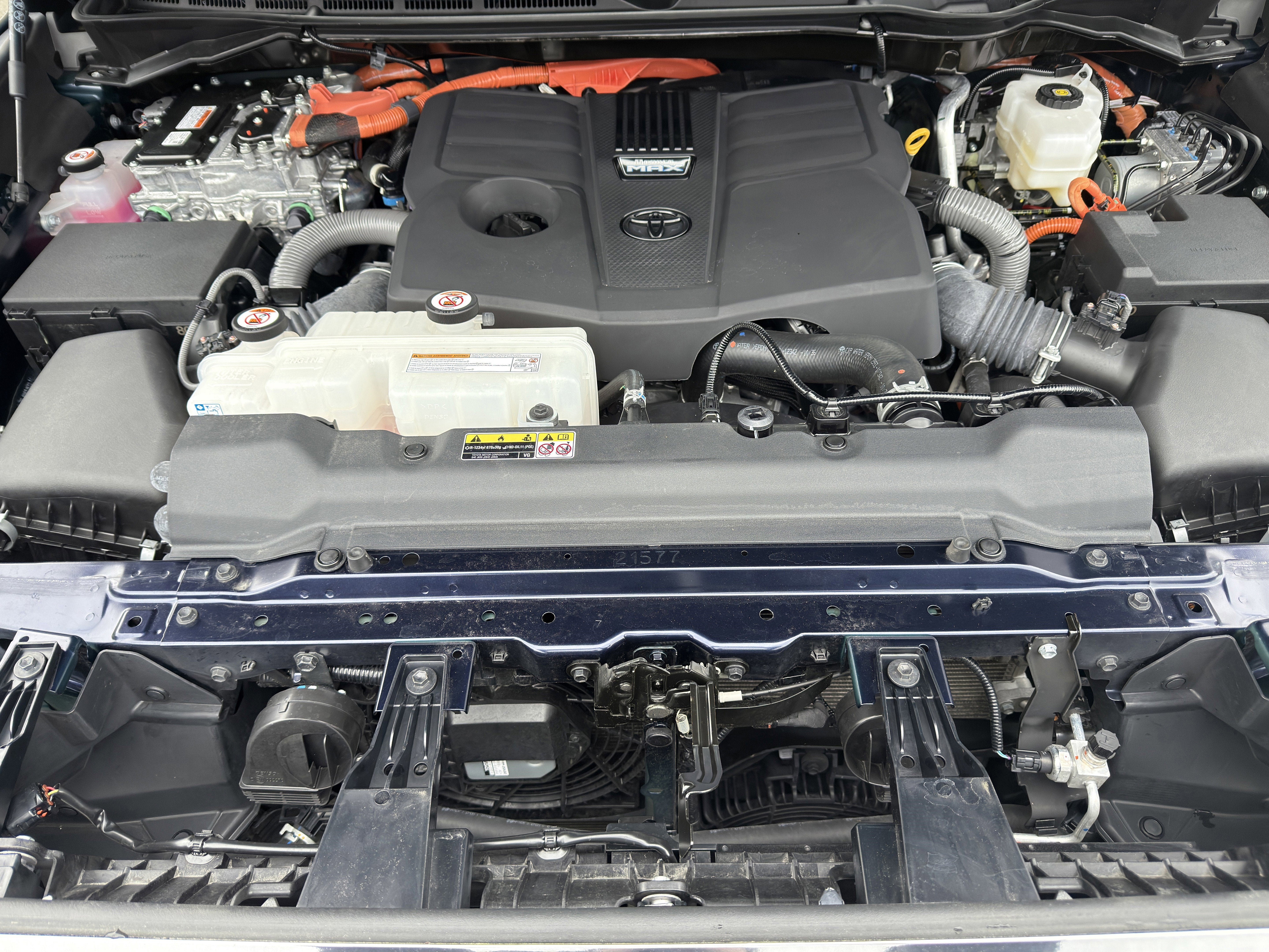 2024 Toyota Tundra 4WD Platinum HV