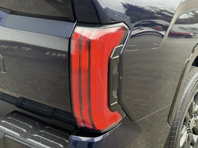 2024 Toyota Tundra 4WD Platinum HV