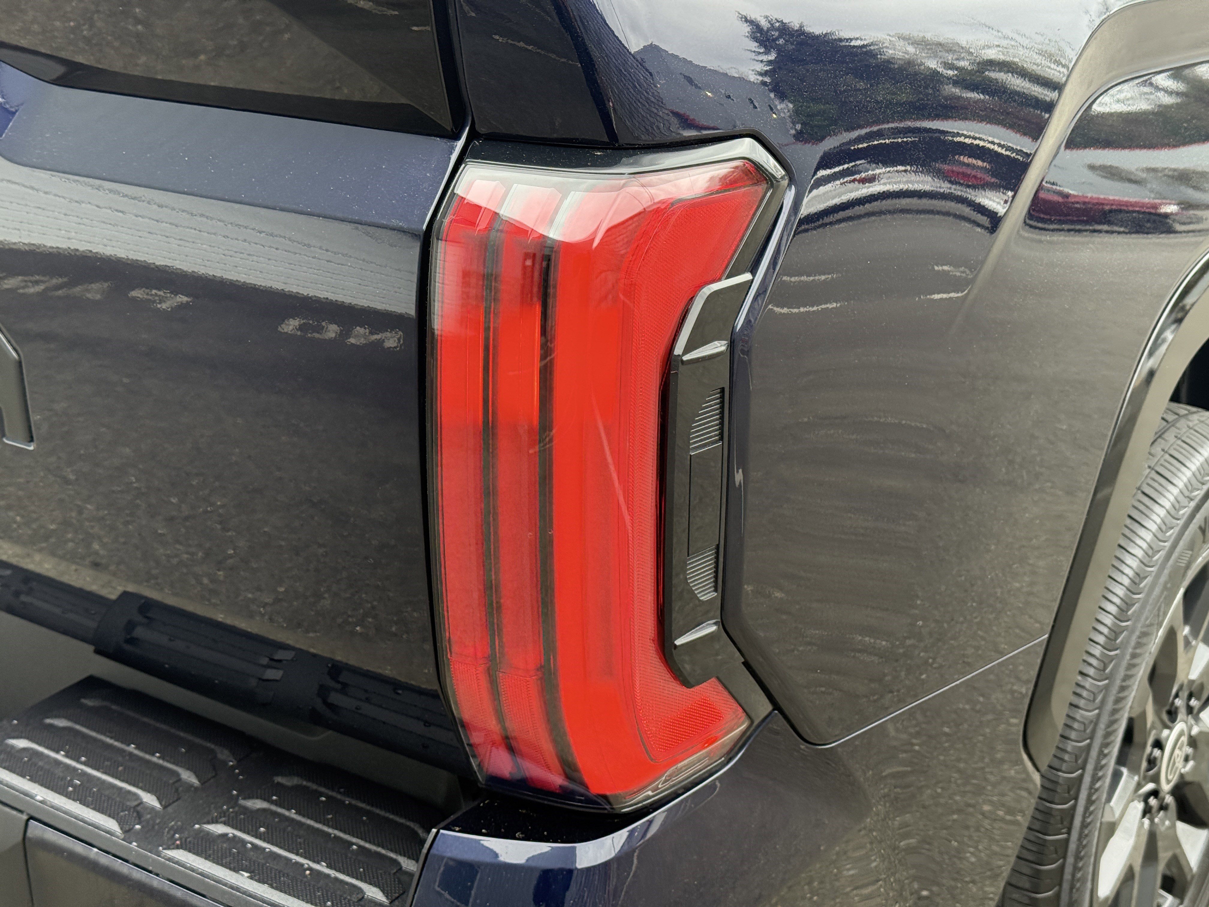 2024 Toyota Tundra 4WD Platinum HV