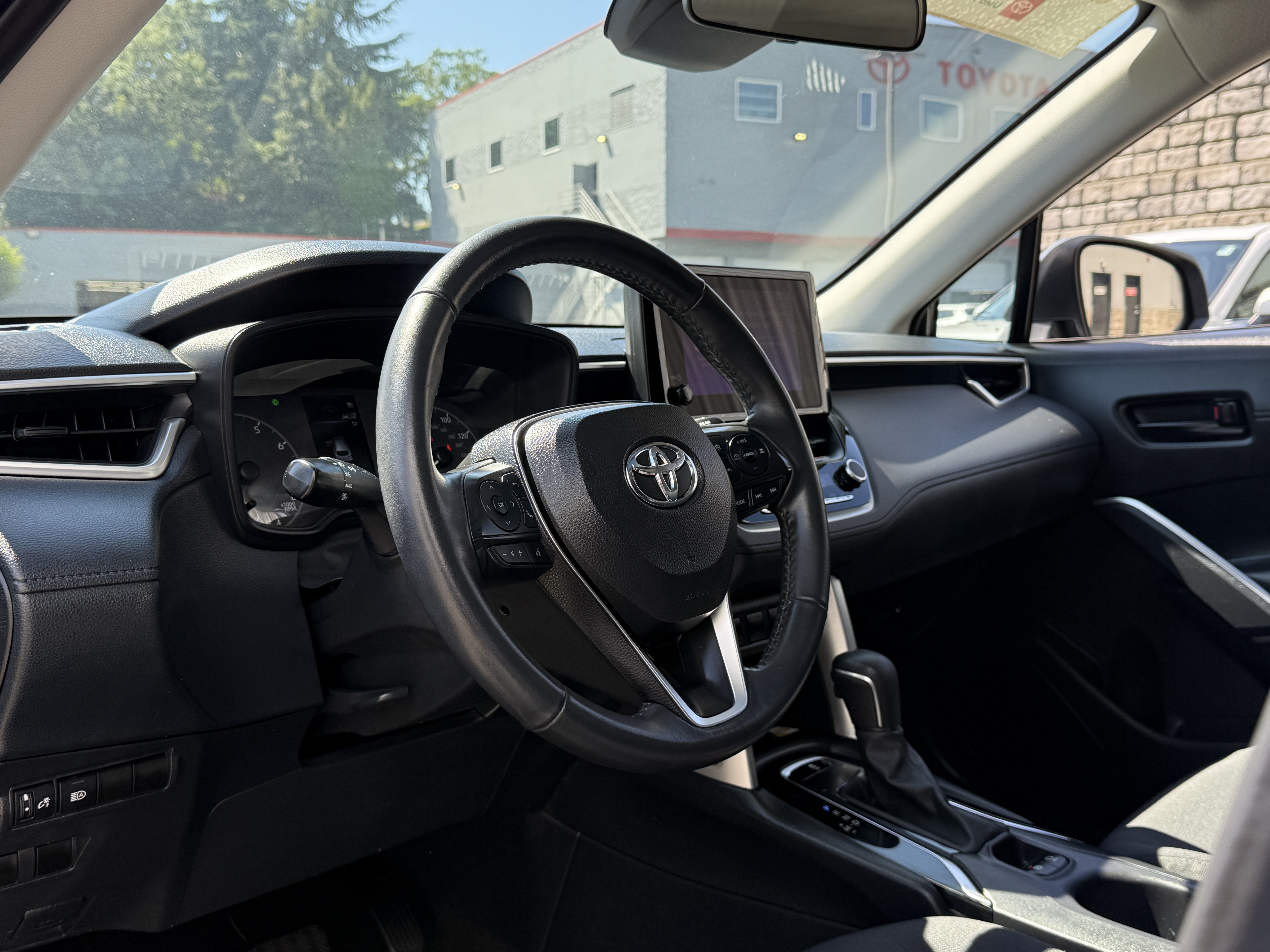 2023 Toyota Corolla Cross LE
