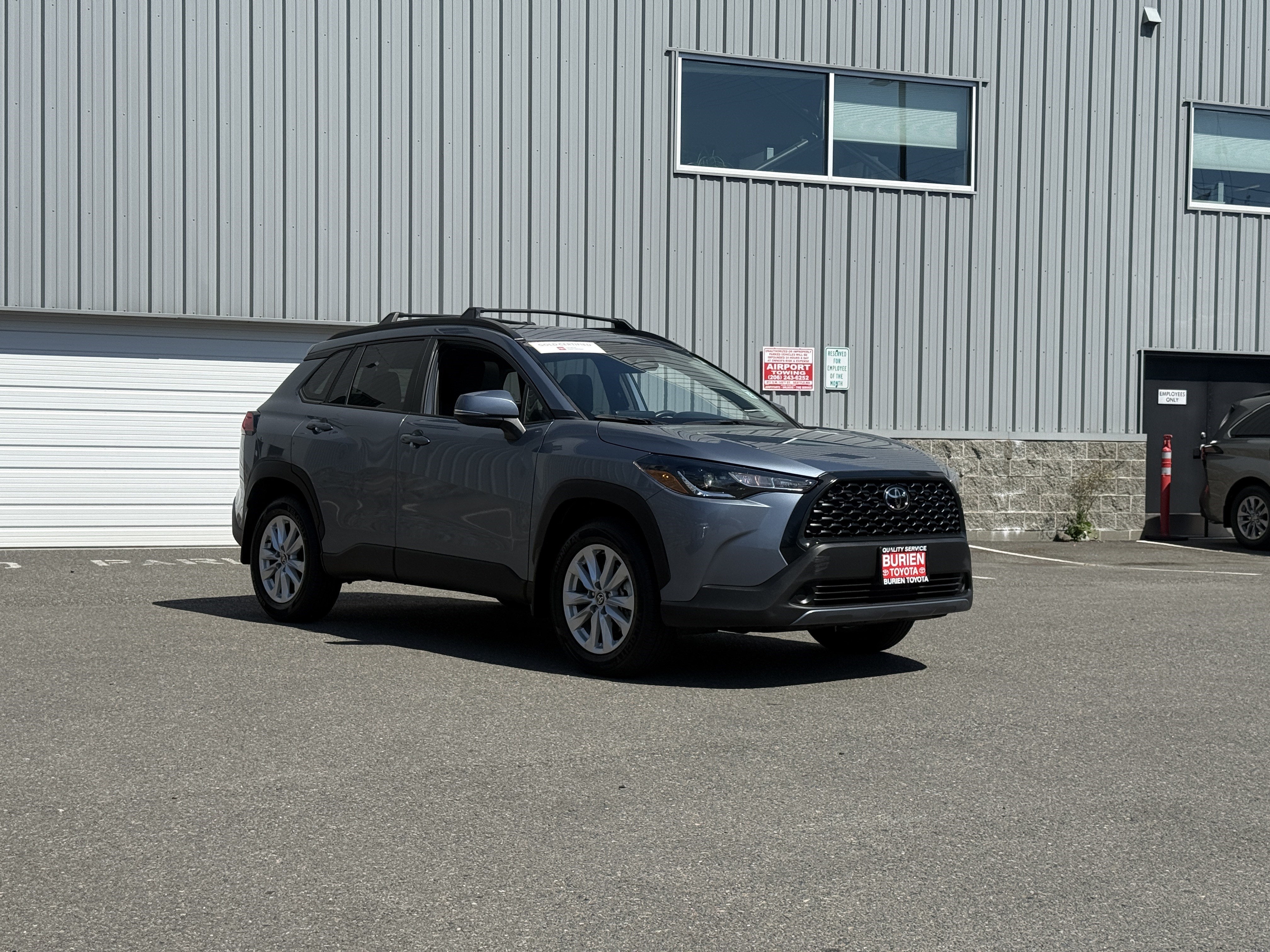 2023 Toyota Corolla Cross LE