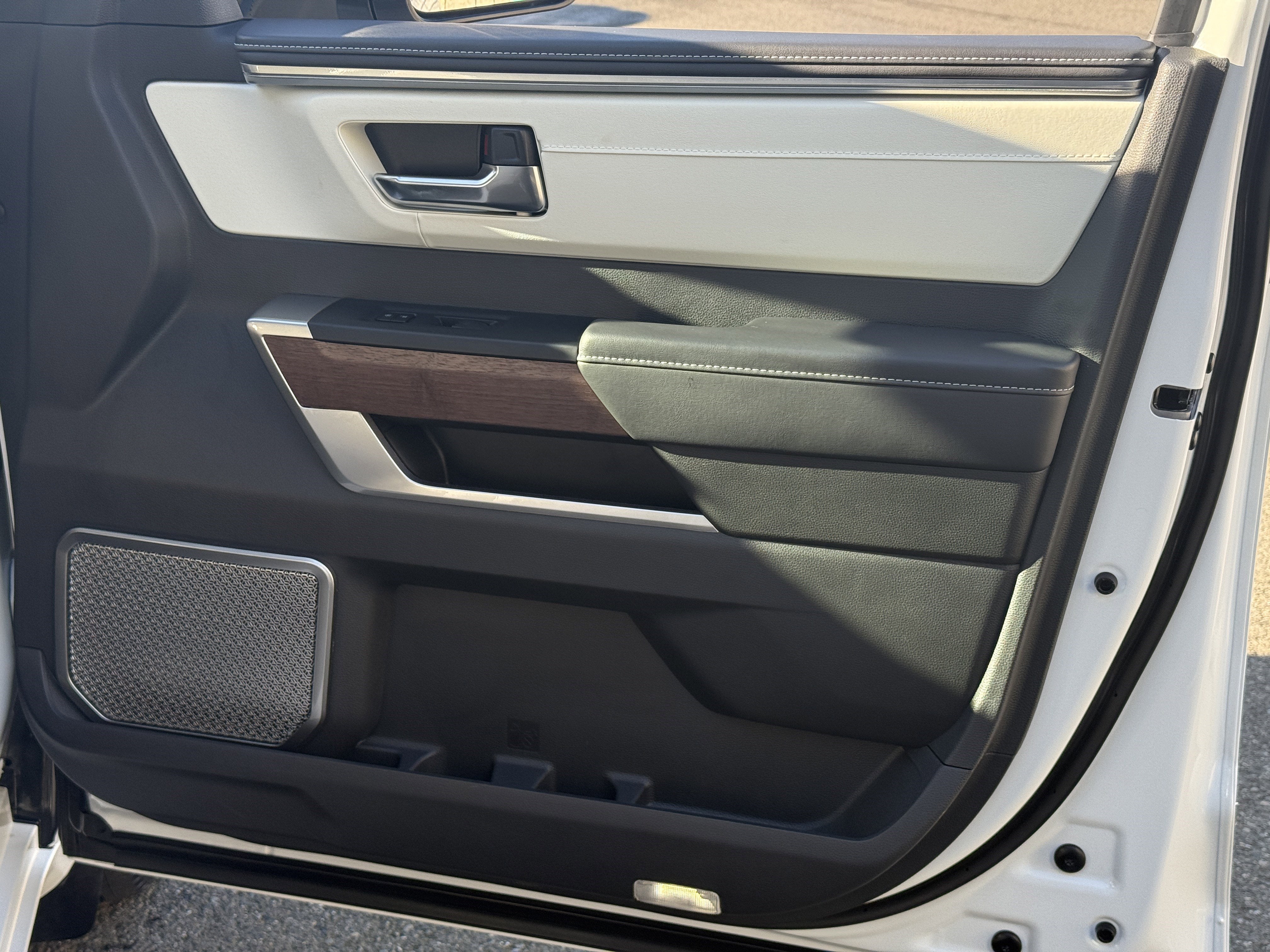 2025 Toyota Sequoia Capstone