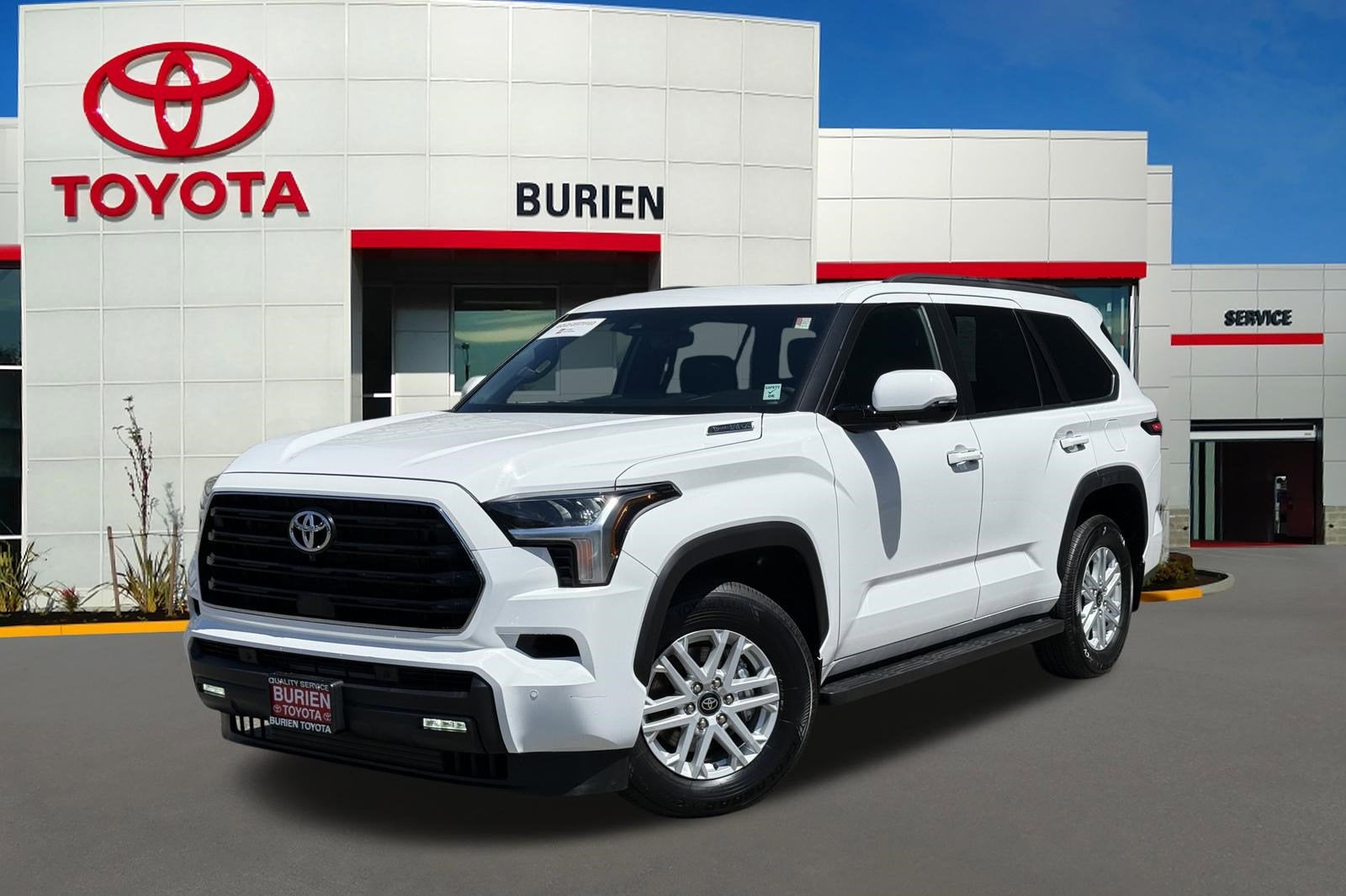 2025 Toyota Sequoia SR5