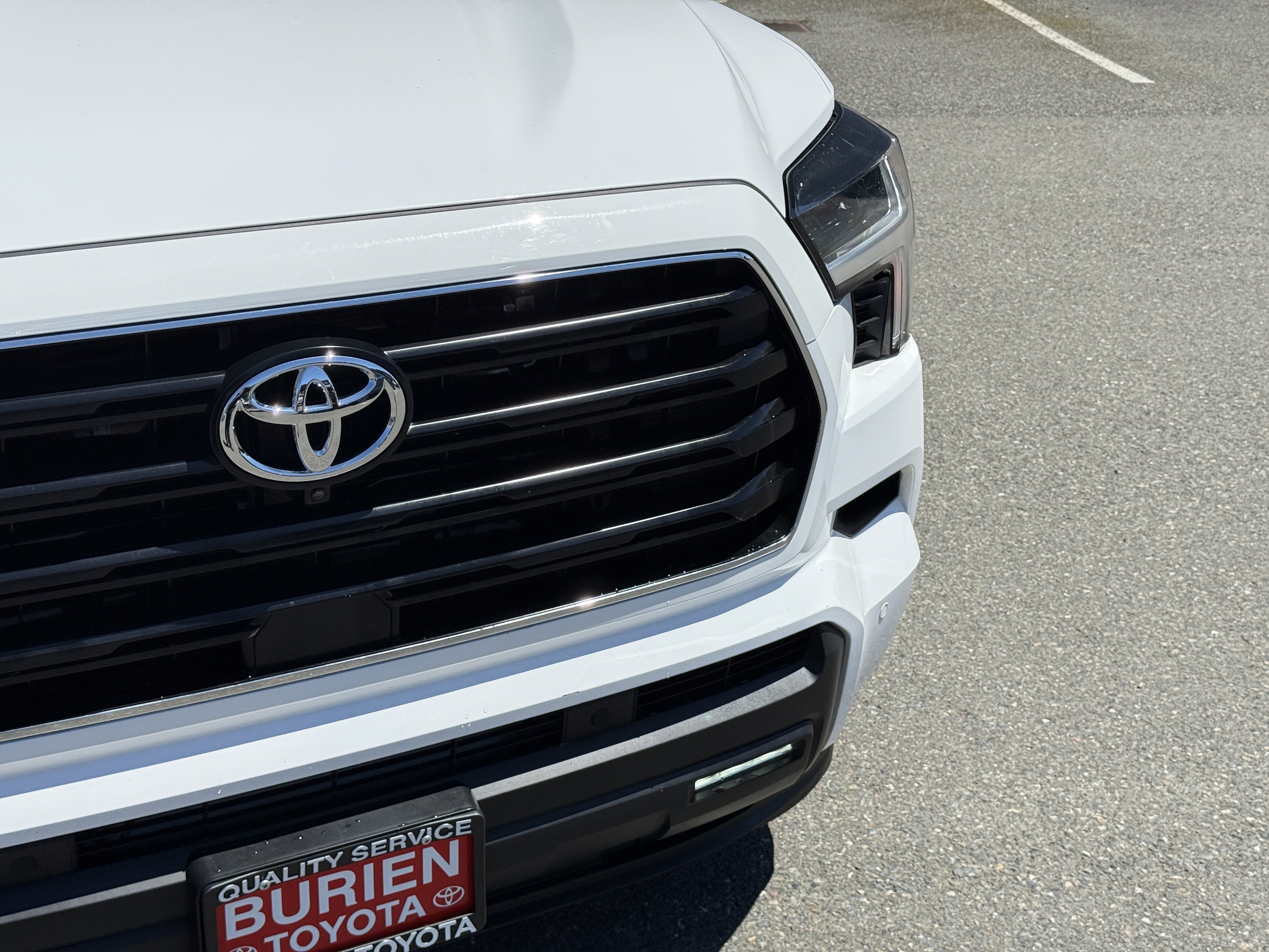 2025 Toyota Sequoia SR5