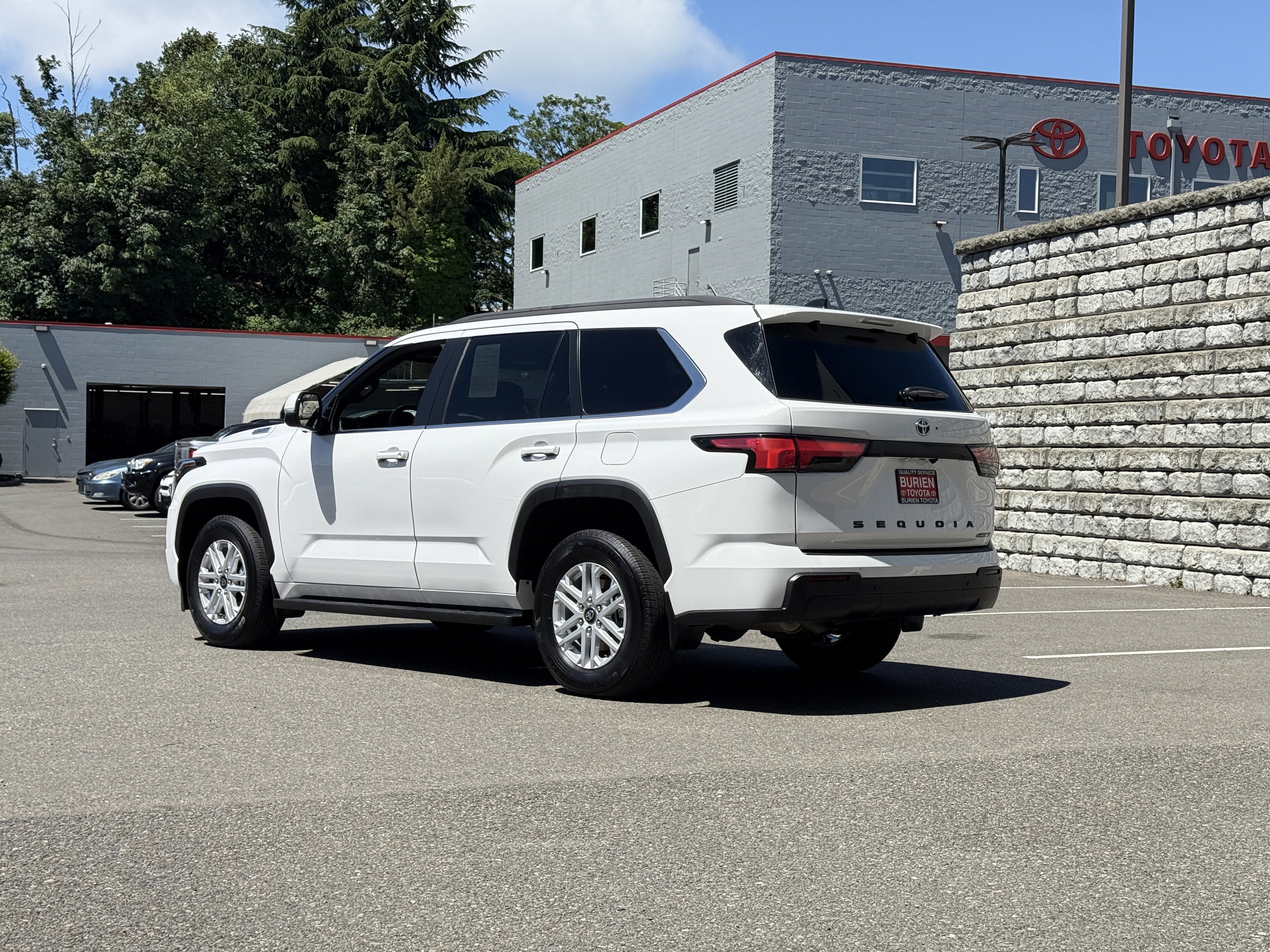 2025 Toyota Sequoia SR5