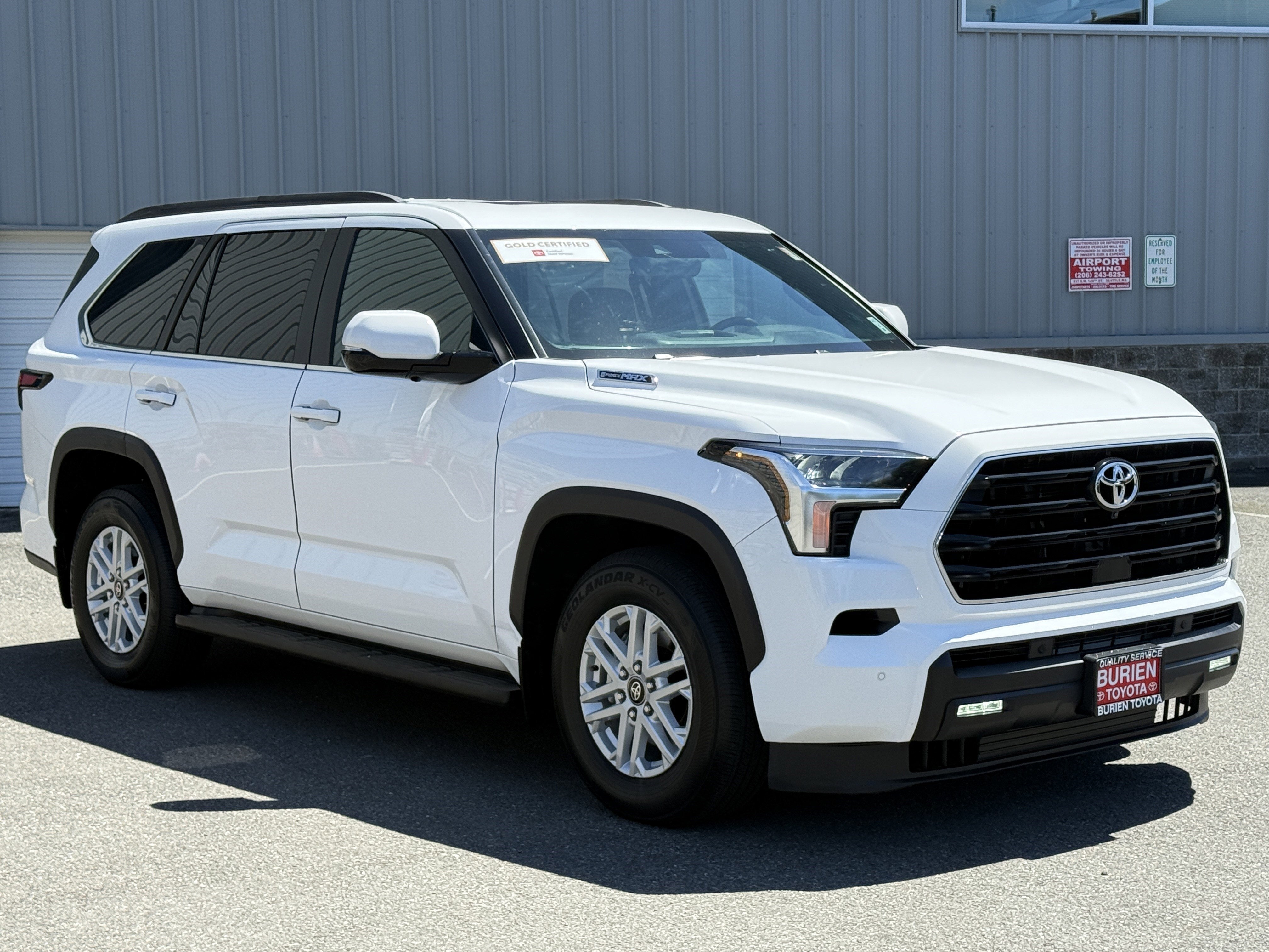 2025 Toyota Sequoia SR5
