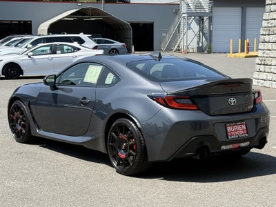 2025 Toyota GR86 Premium