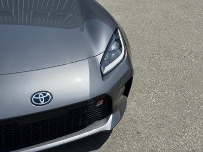 2025 Toyota GR86 Premium