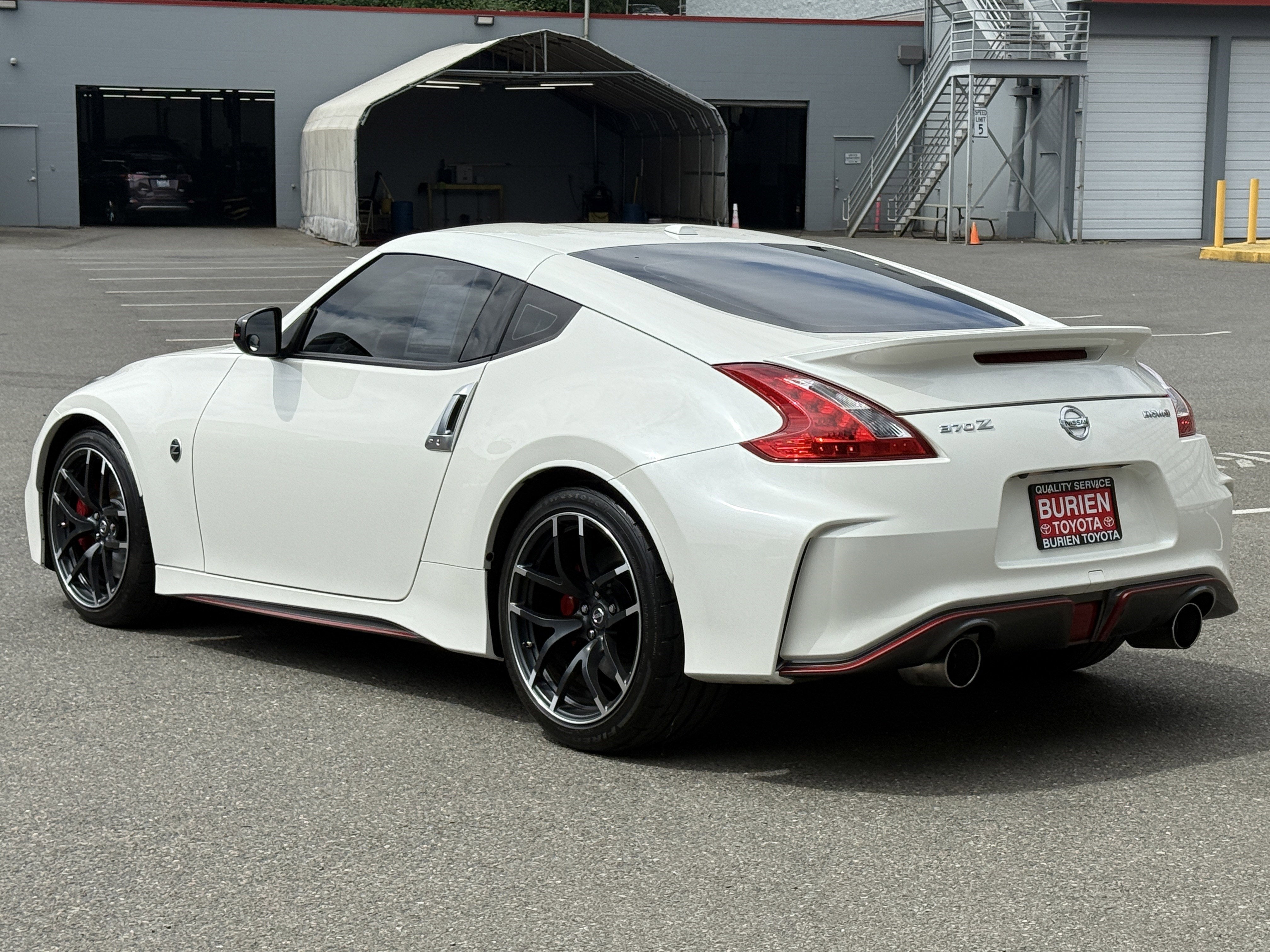 2017 Nissan 370Z NISMO