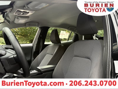 2025 Toyota Prius LE