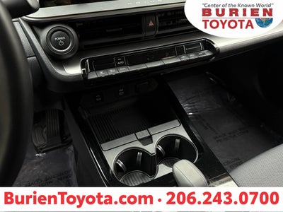 2025 Toyota Prius LE