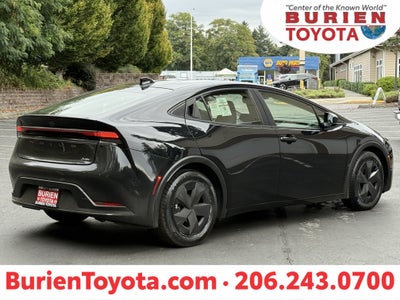 2025 Toyota Prius LE