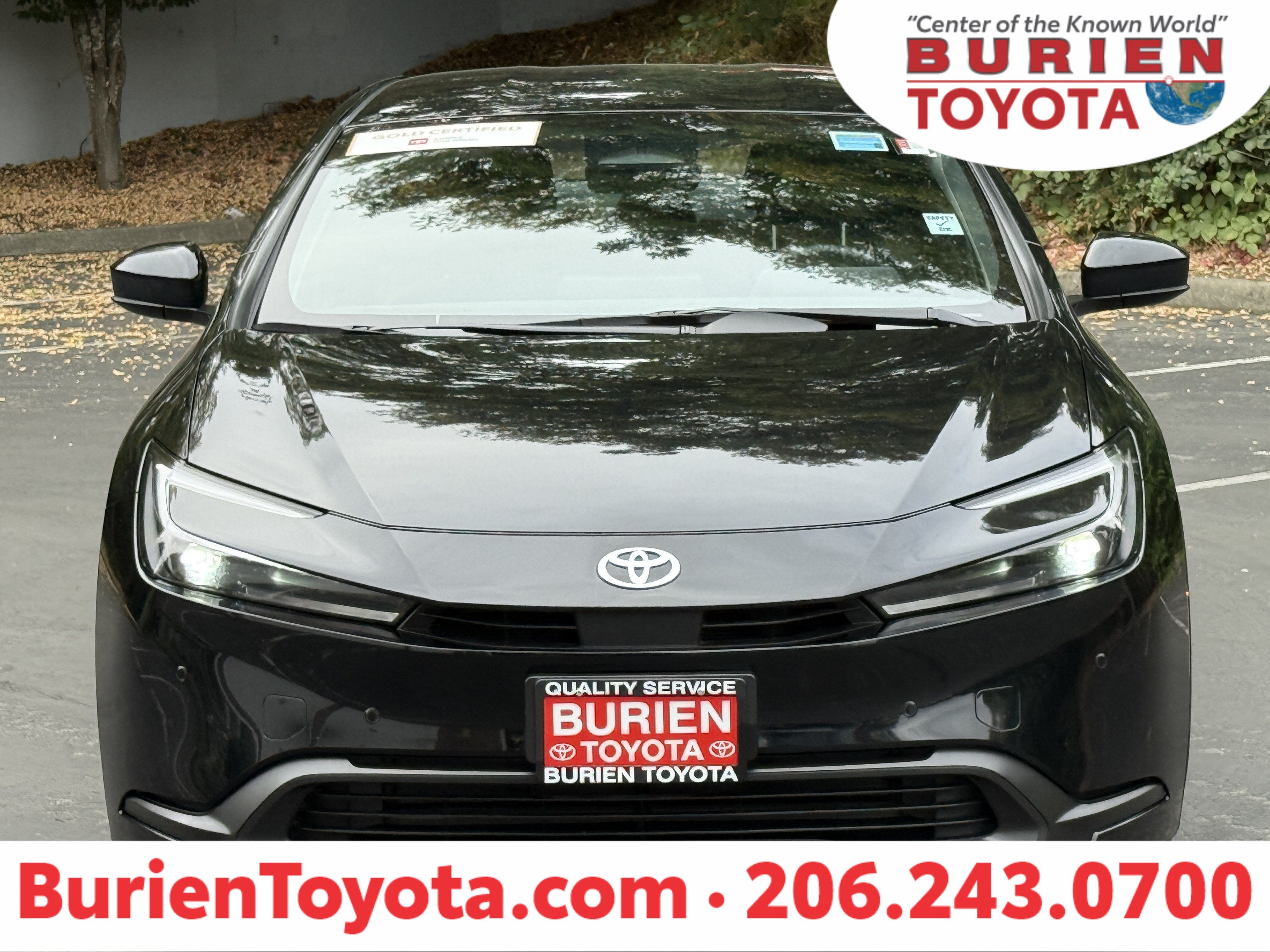 2025 Toyota Prius LE