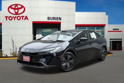2025 Toyota Prius LE