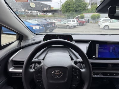 2025 Toyota Prius LE