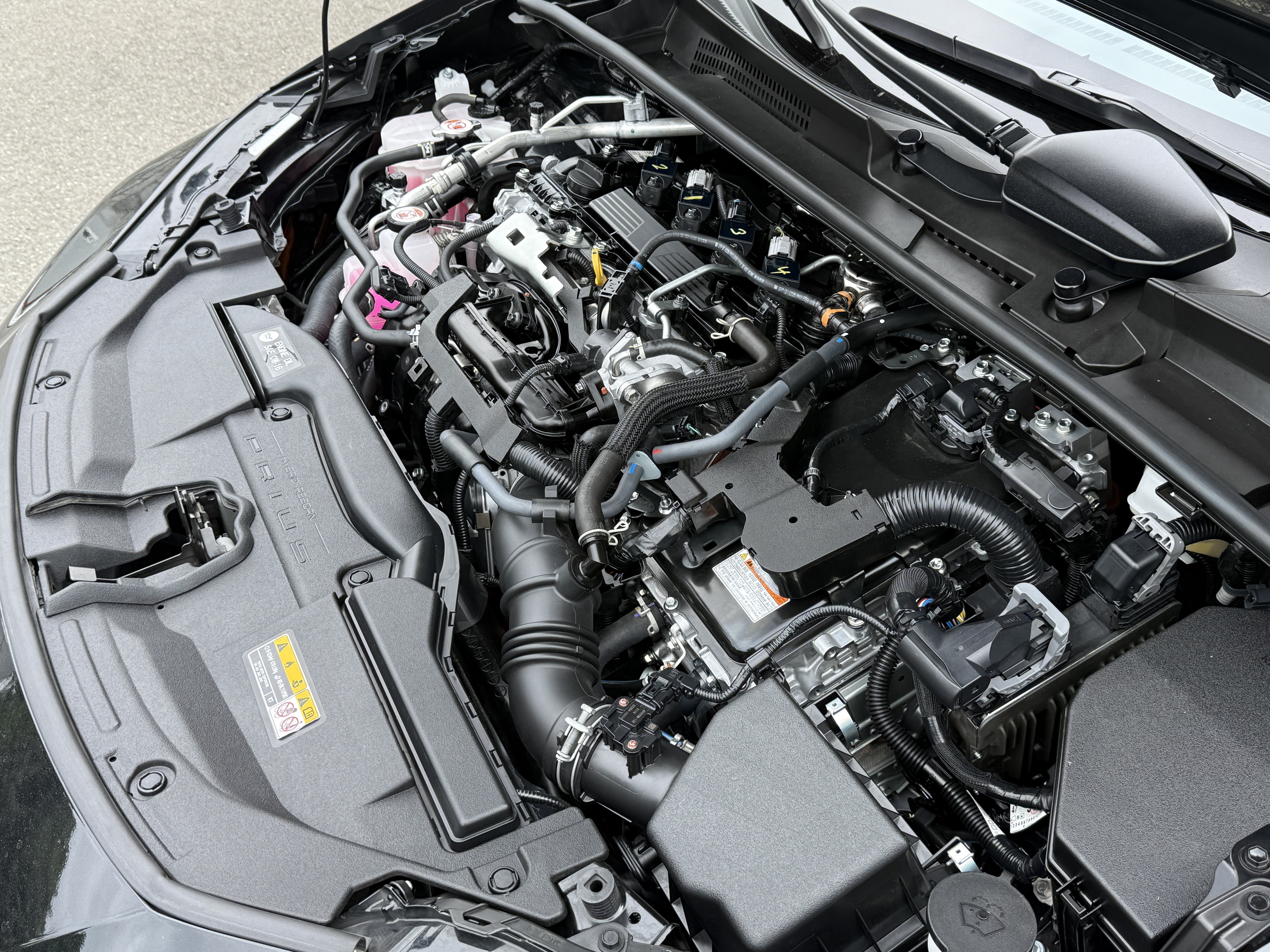 2025 Toyota Prius LE
