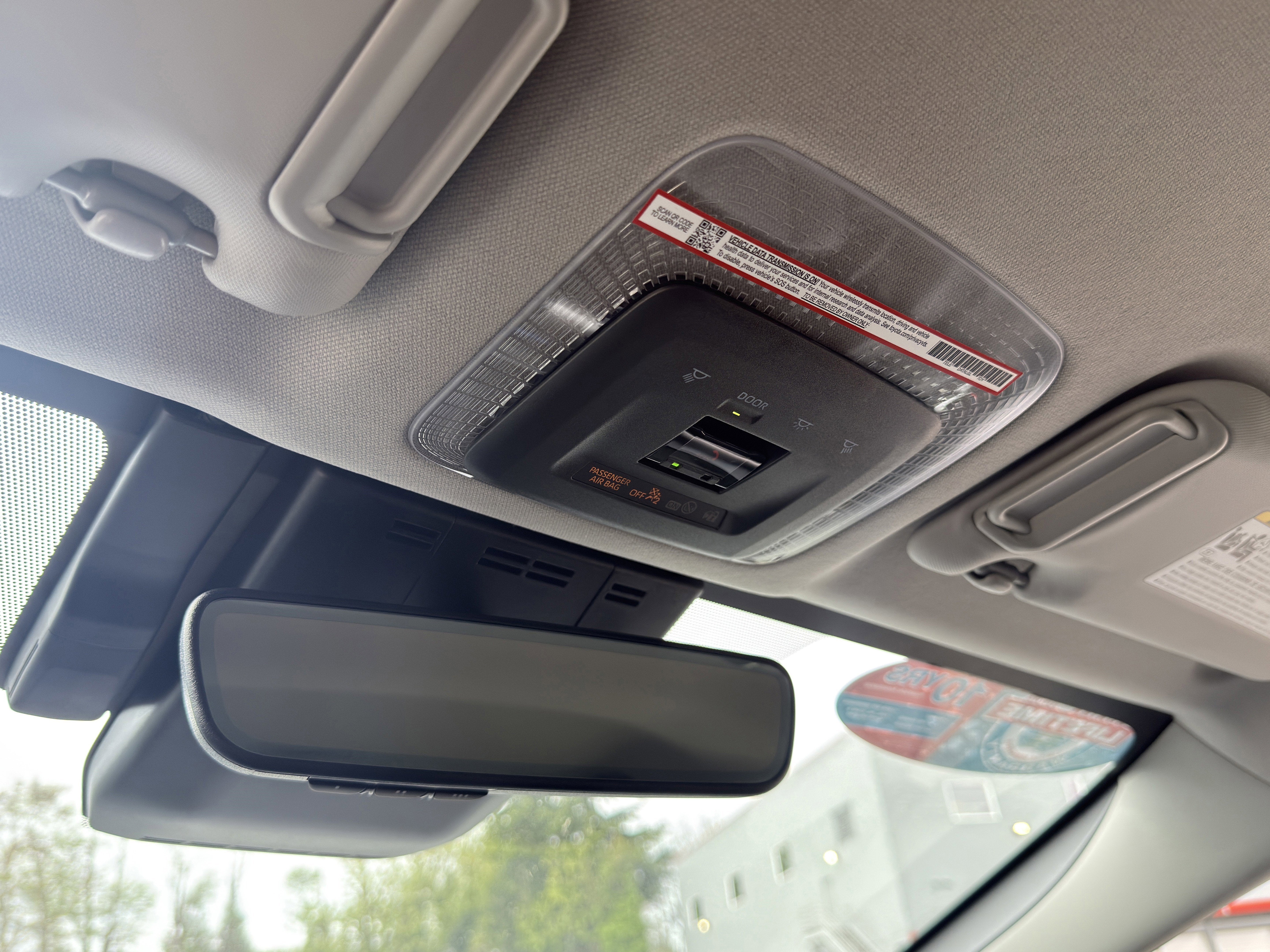 2025 Toyota Prius XLE