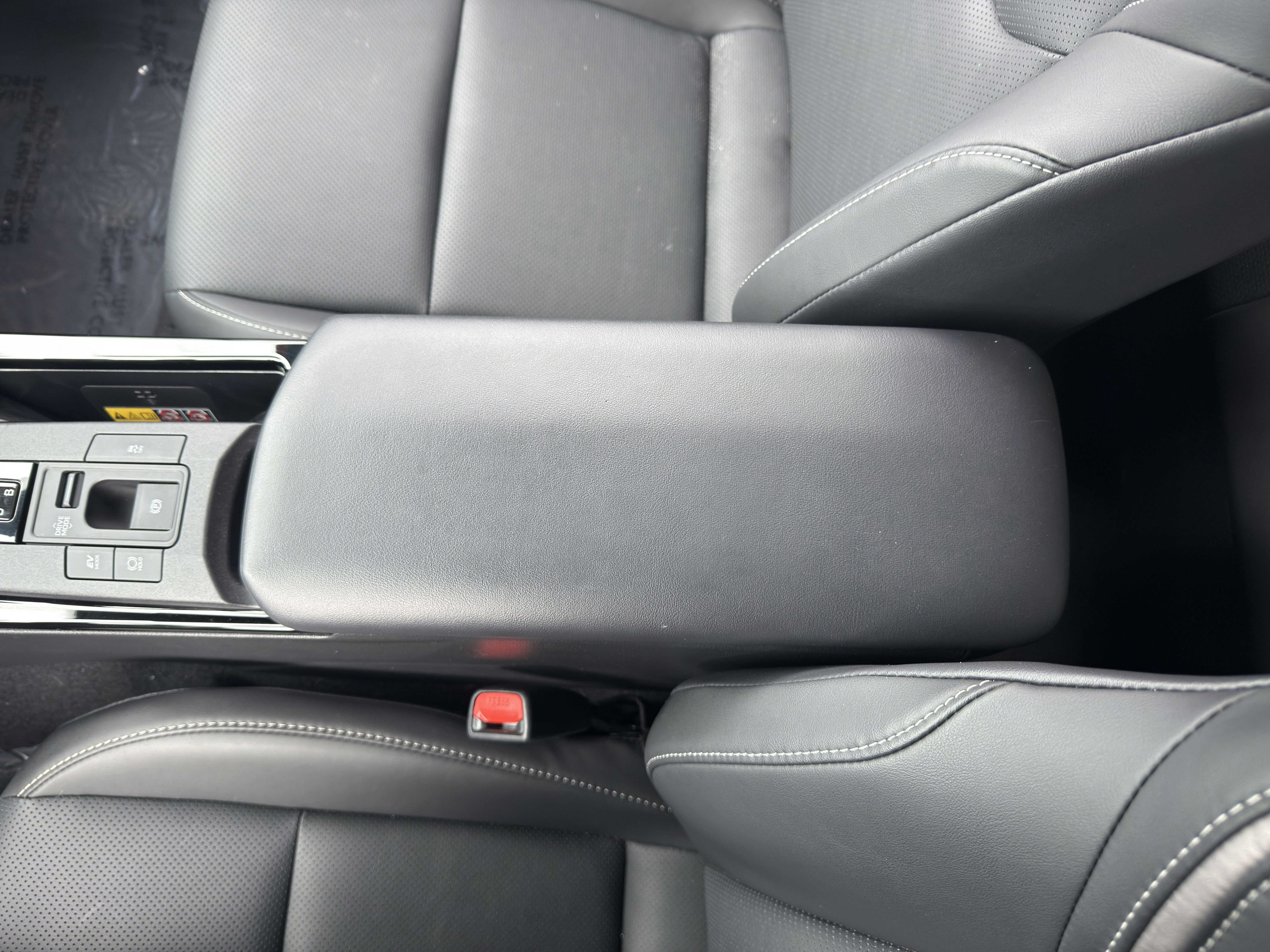 2025 Toyota Prius XLE