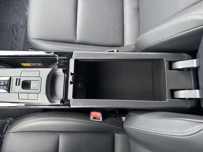 2025 Toyota Prius XLE