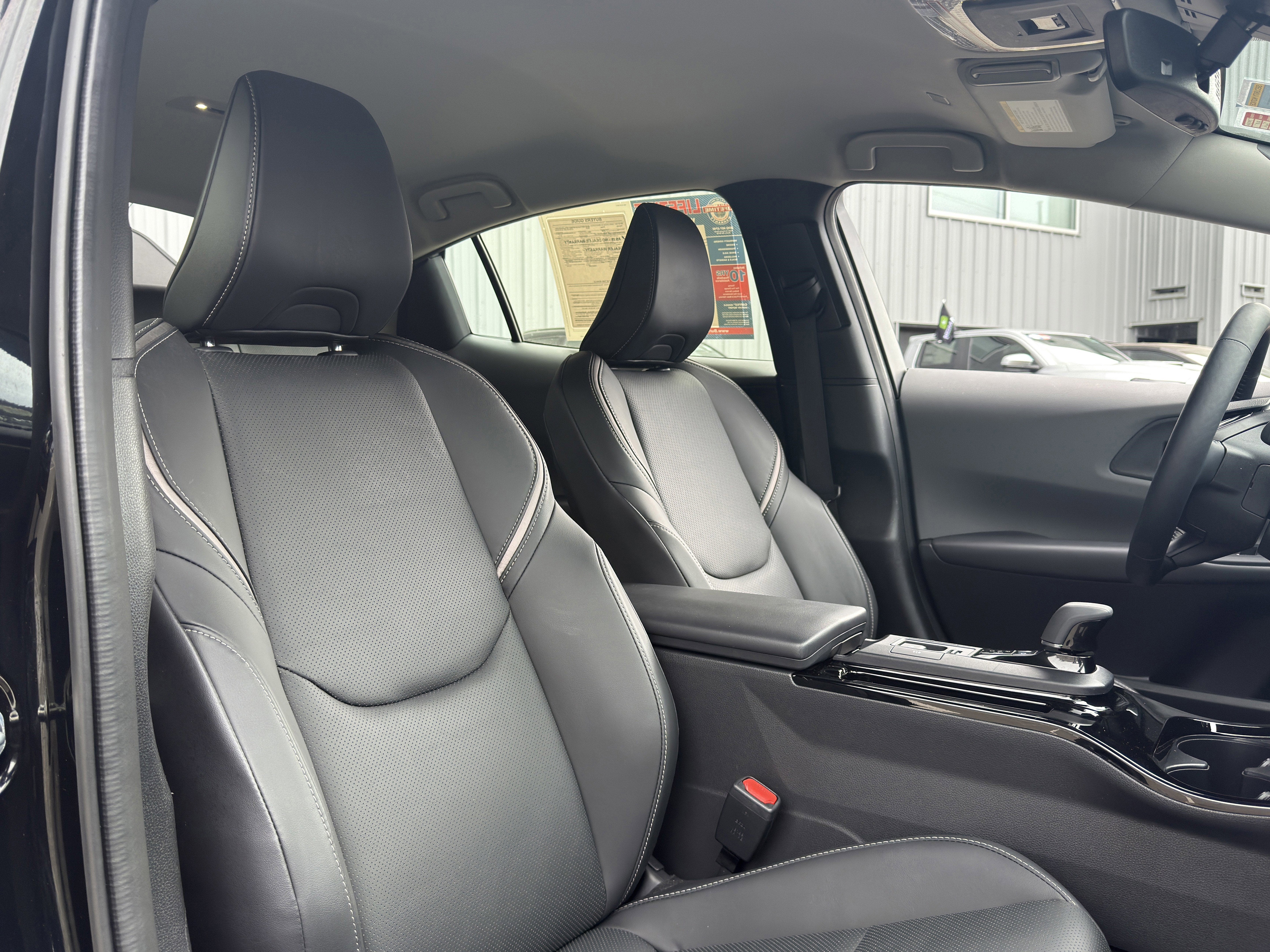 2025 Toyota Prius XLE