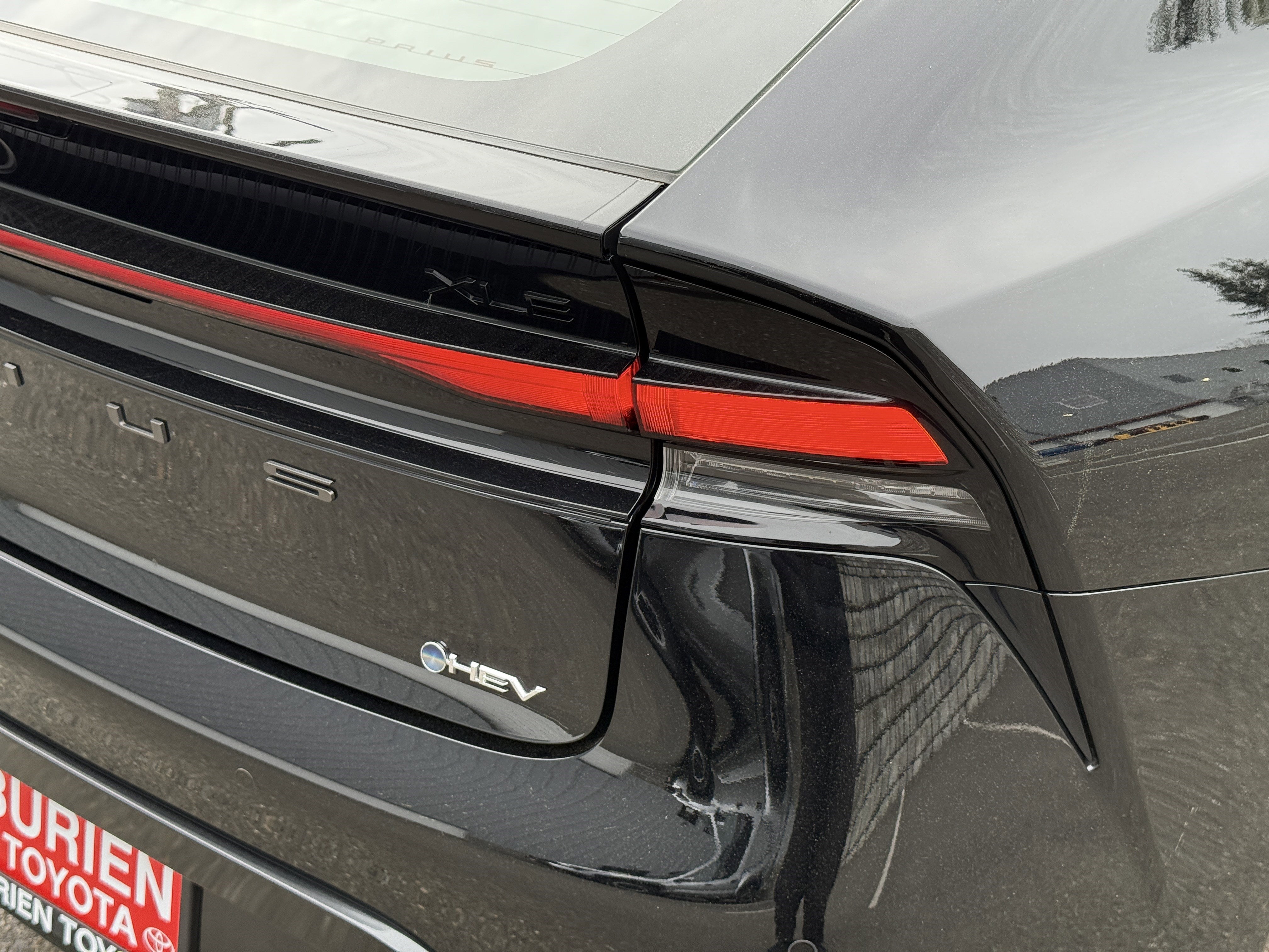 2025 Toyota Prius XLE