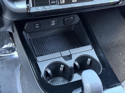 2023 Toyota Prius LE