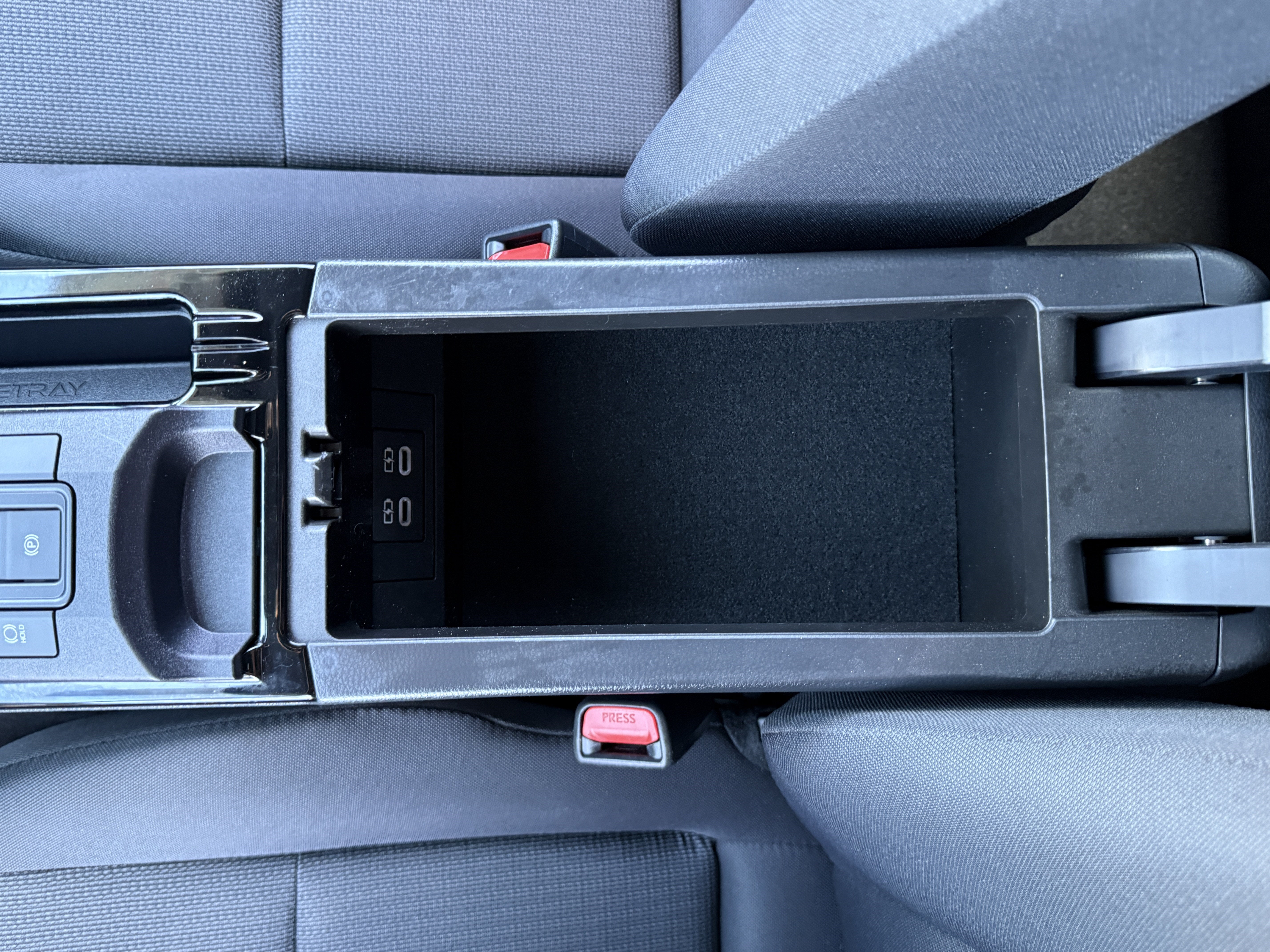 2023 Toyota Prius LE