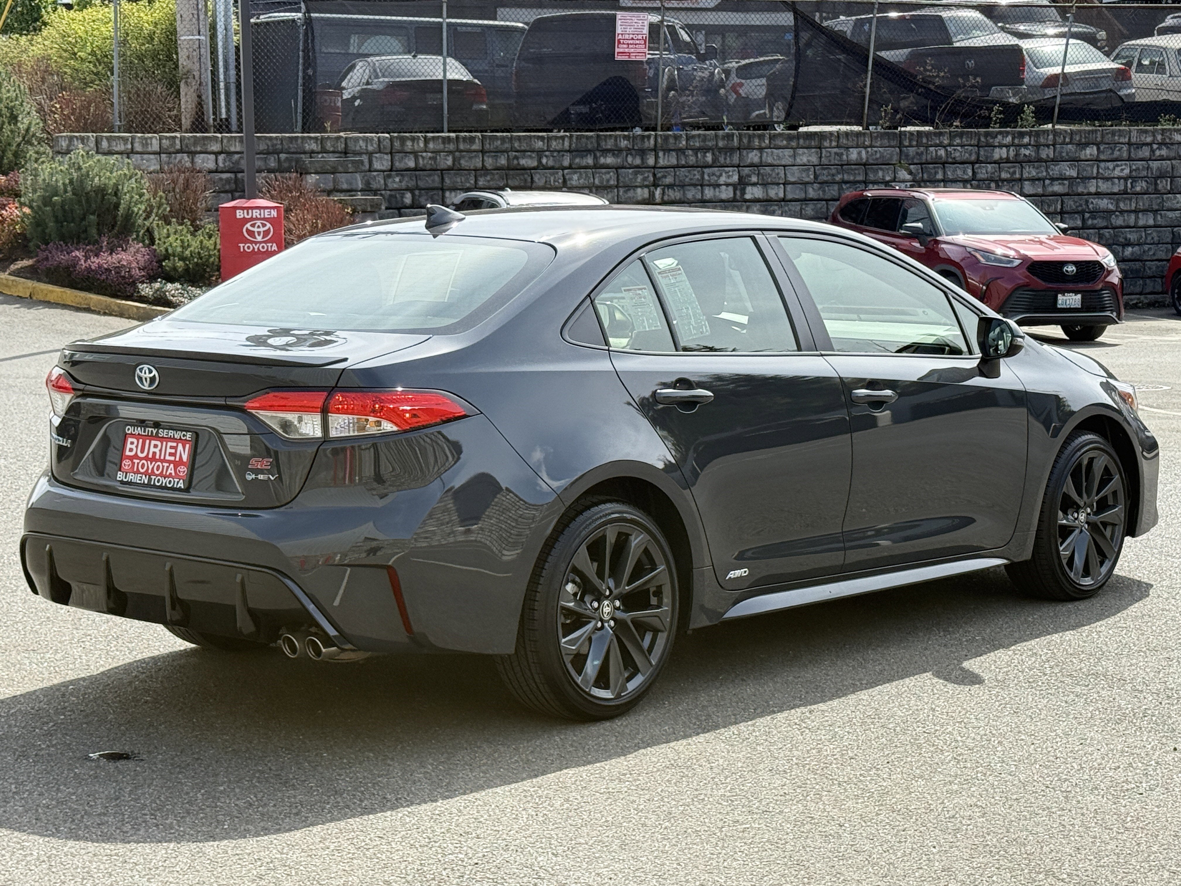 2025 Toyota Corolla SE