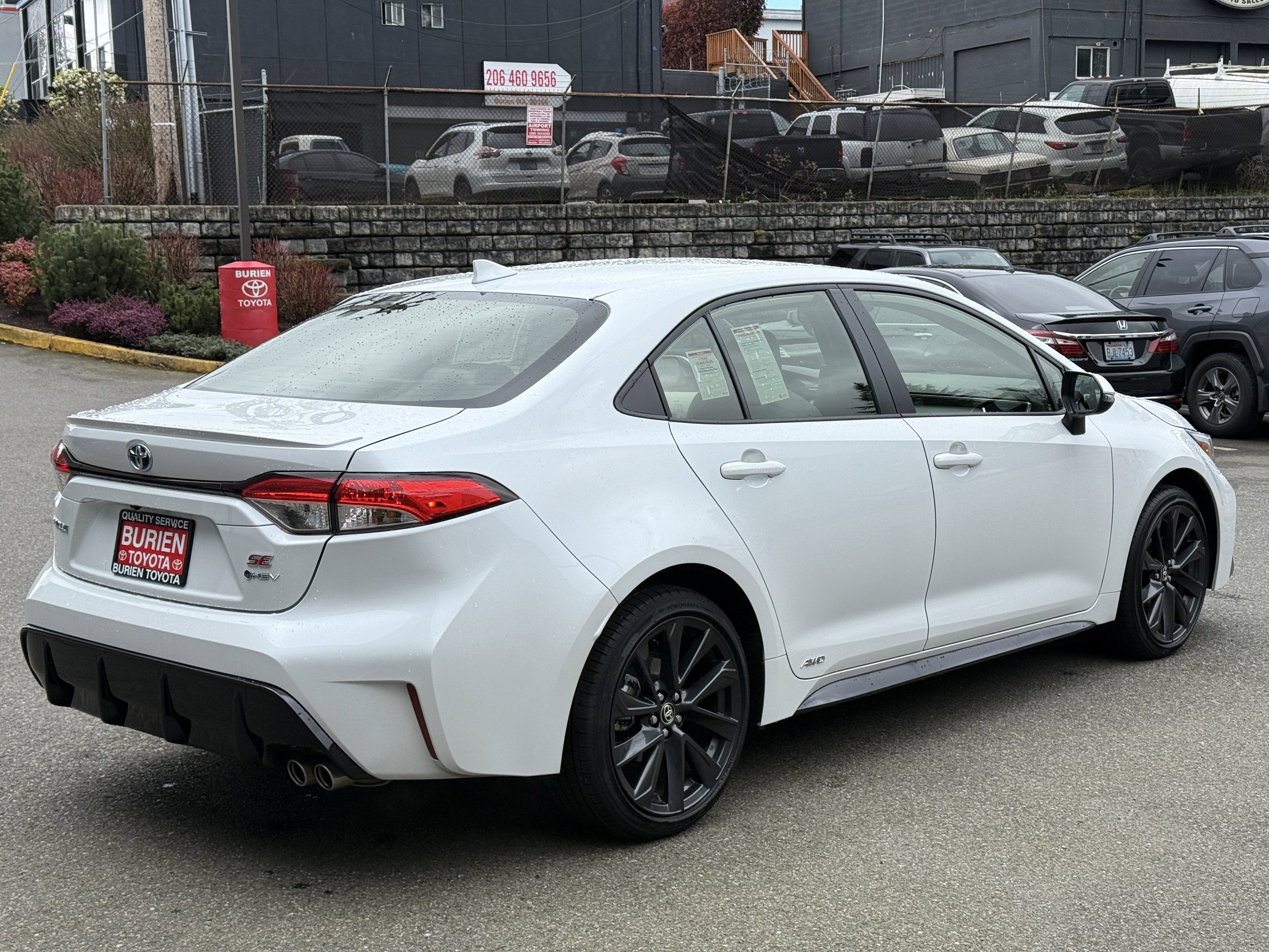 2025 Toyota Corolla SE