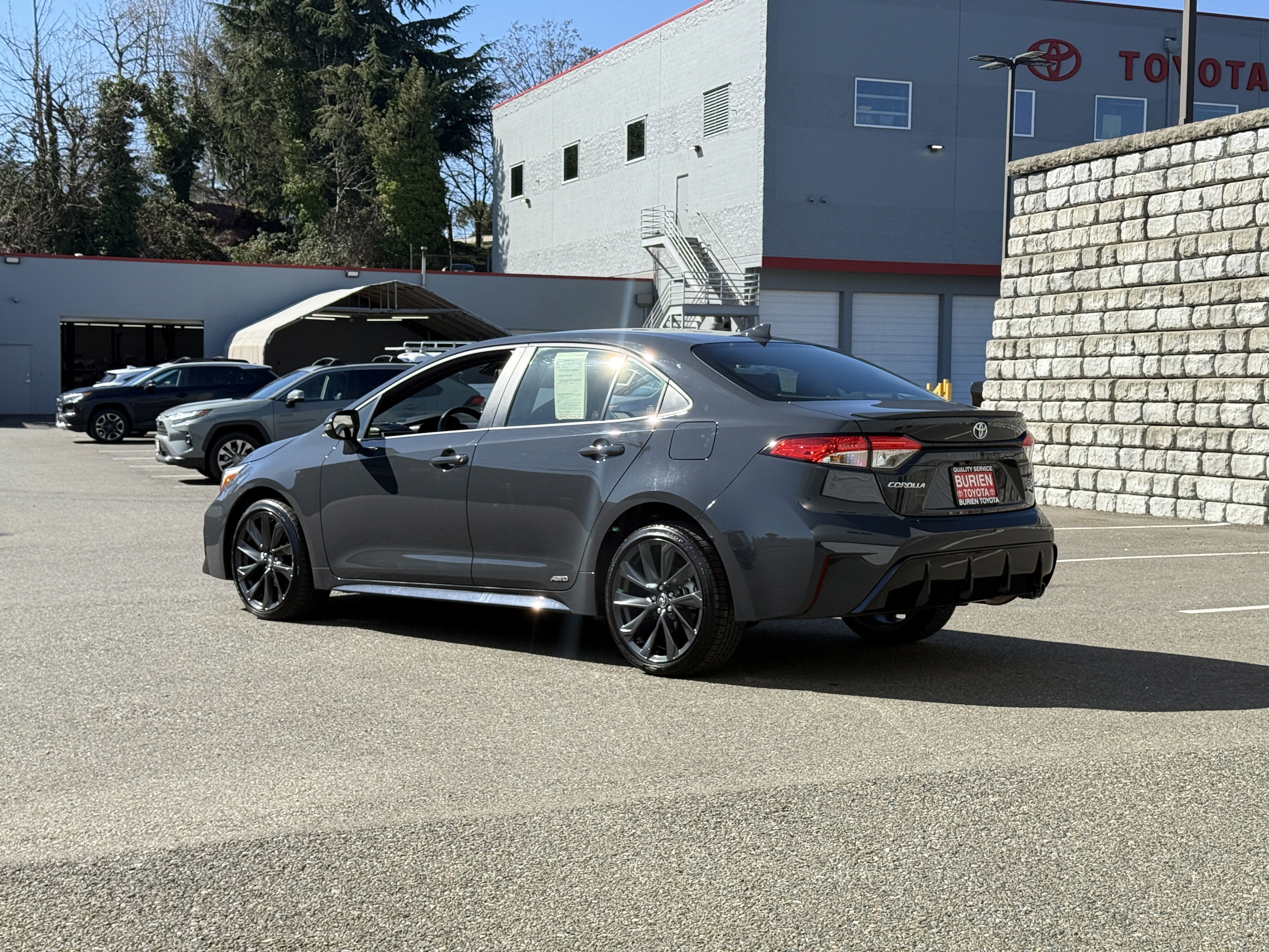 2025 Toyota Corolla SE