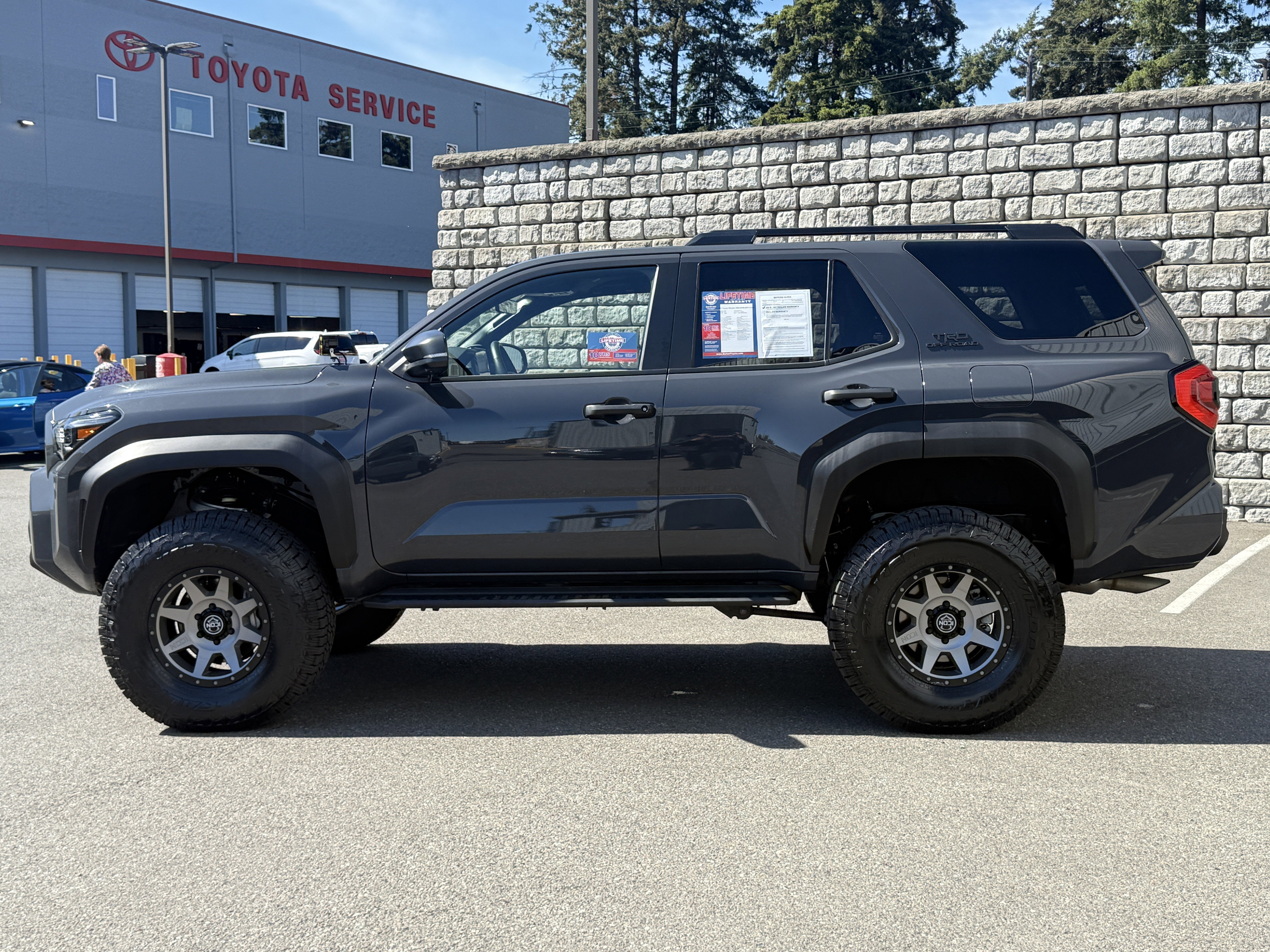 2025 Toyota 4Runner TRD Off-Road Premium