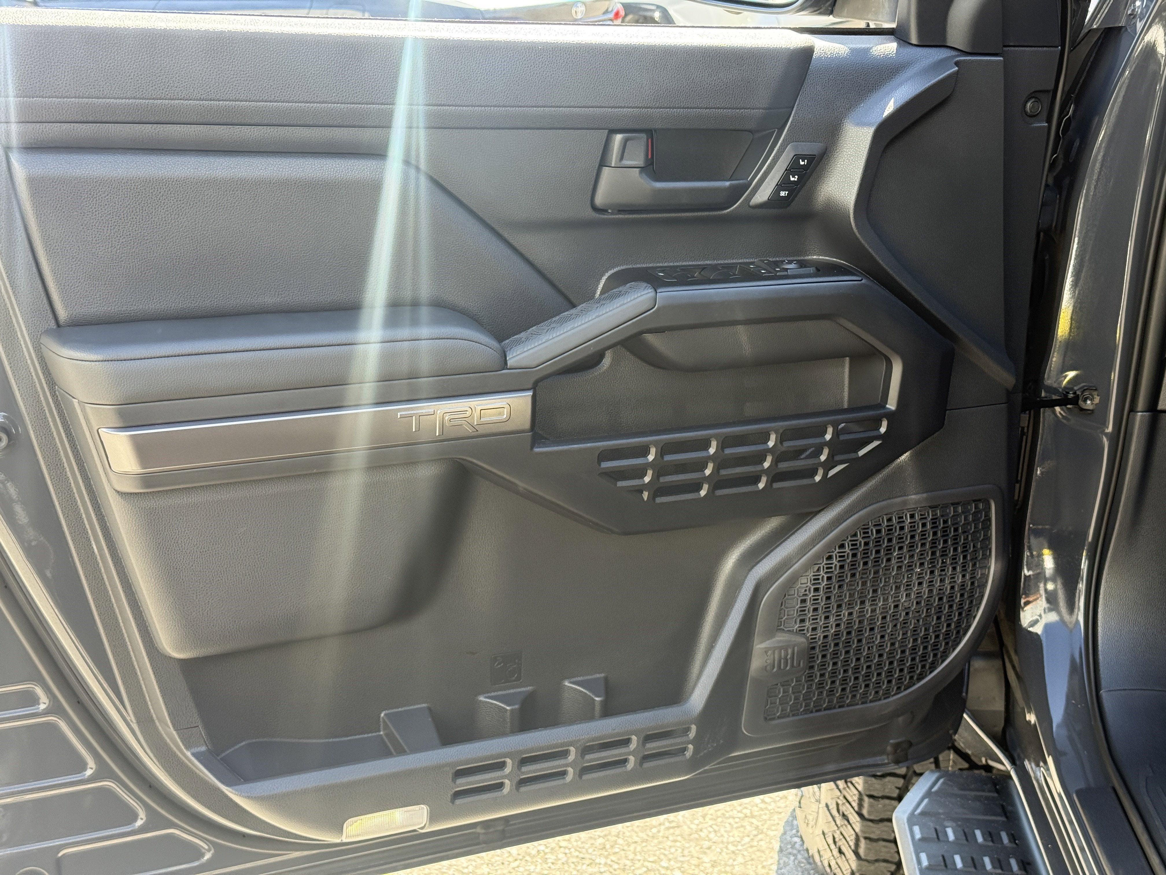 2025 Toyota 4Runner TRD Off-Road Premium