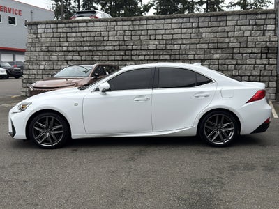 2017 Lexus IS Base