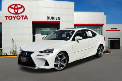 2017 Lexus IS Base