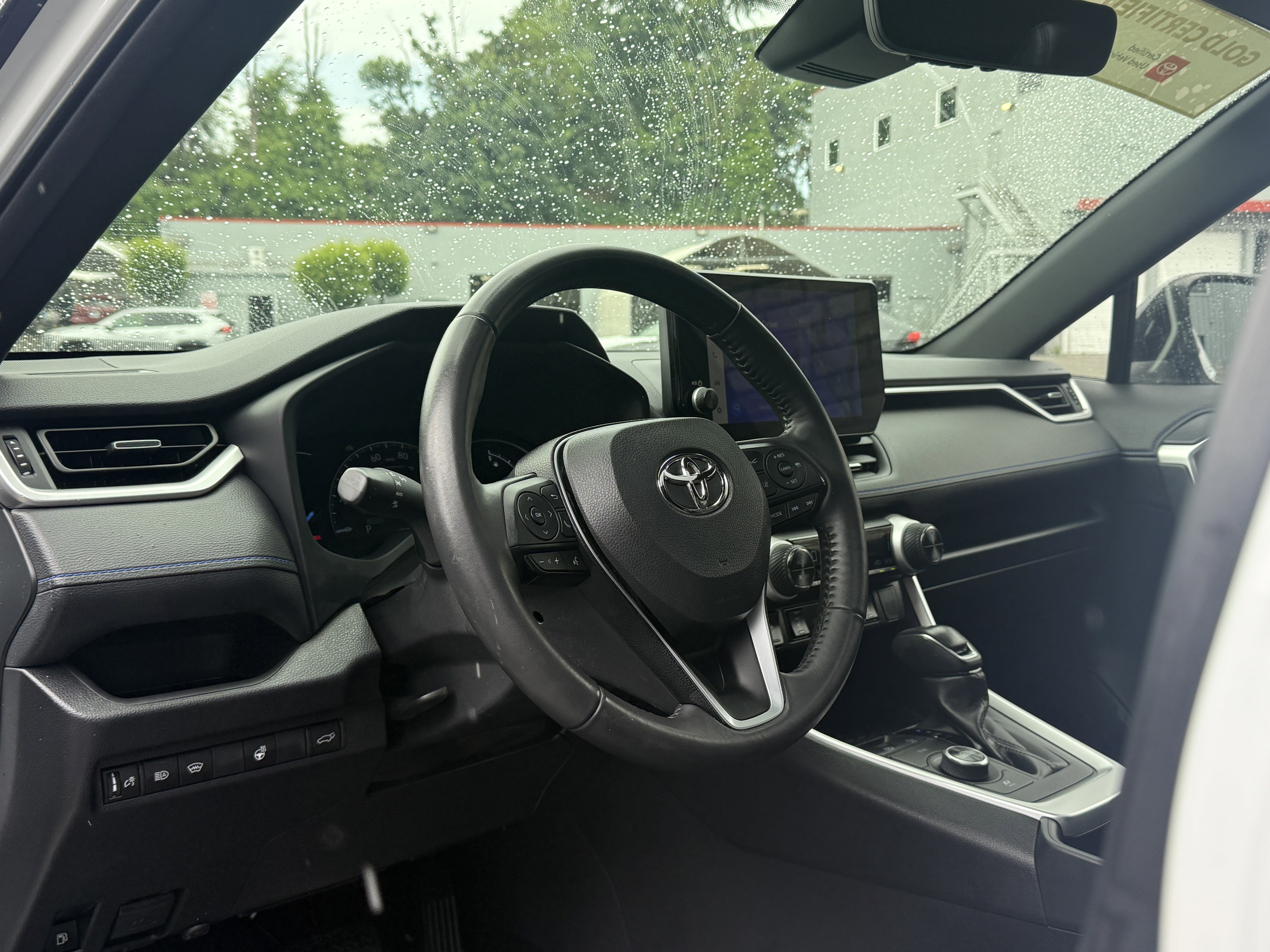 2023 Toyota RAV4 XSE