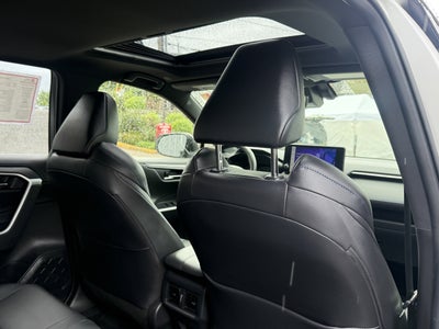 2023 Toyota RAV4 XSE