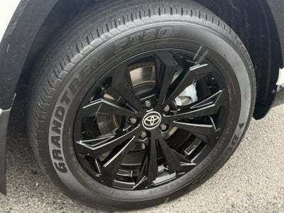 2023 Toyota RAV4 XSE