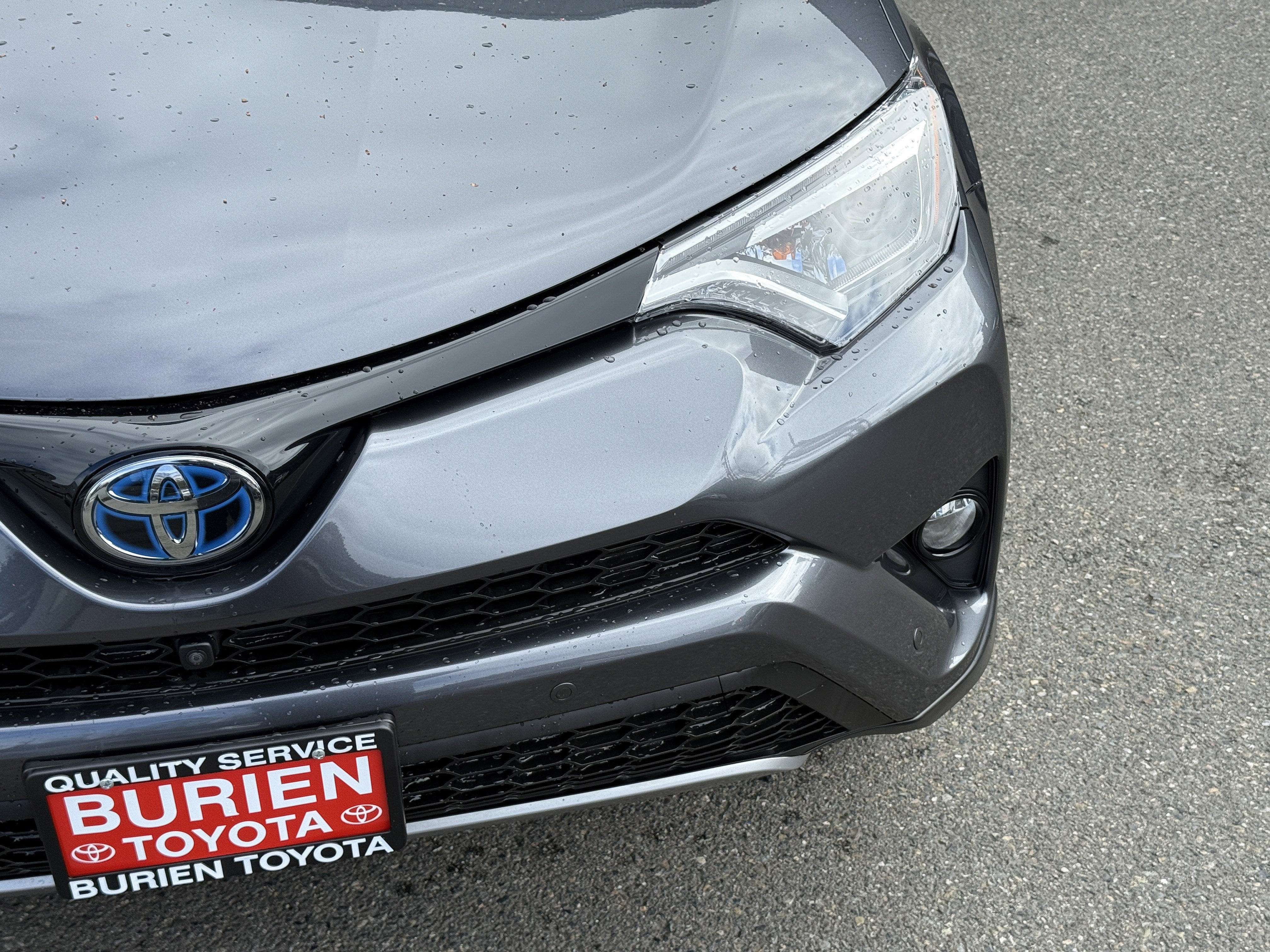 2018 Toyota RAV4 SE