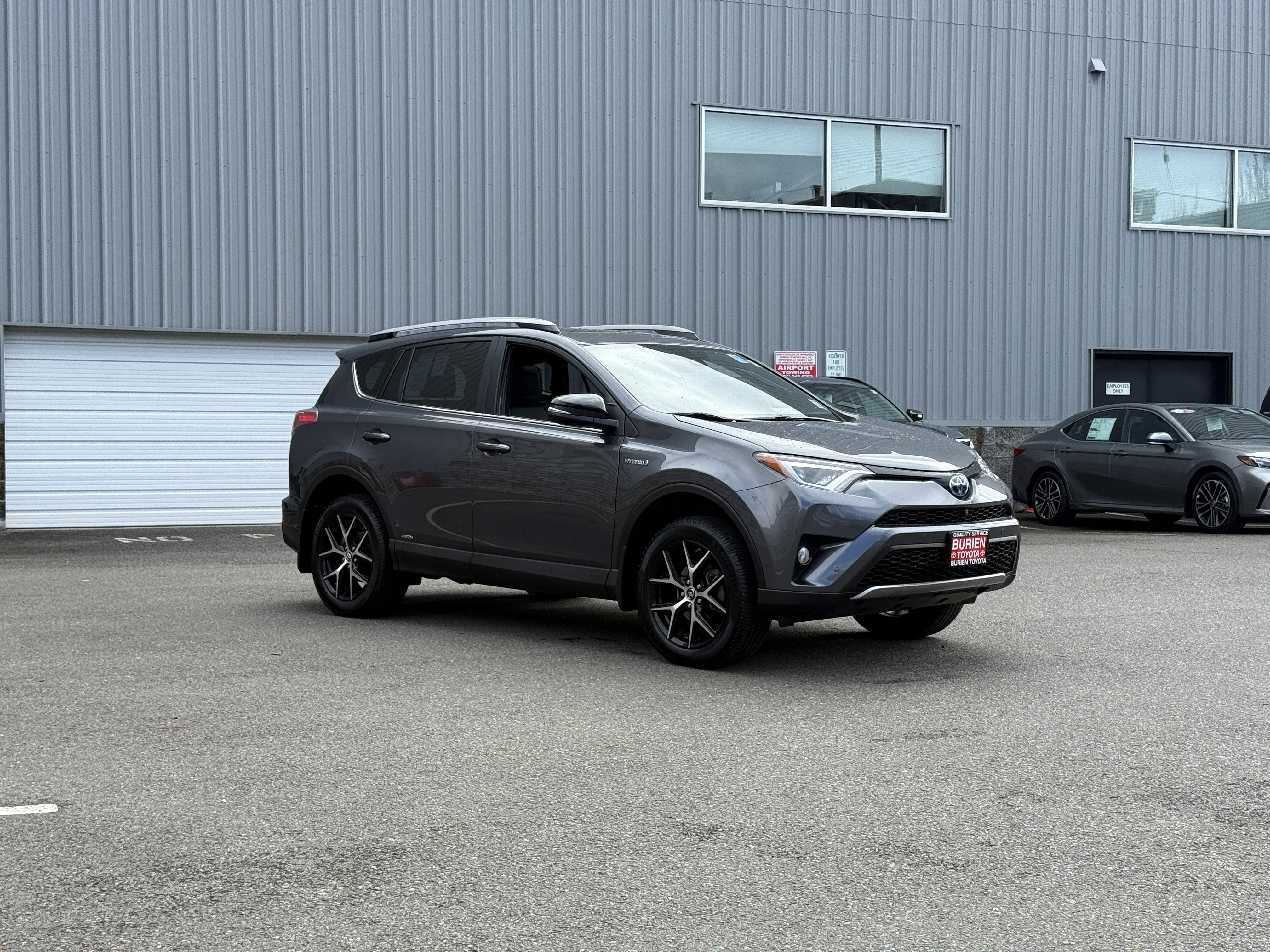 2018 Toyota RAV4 SE