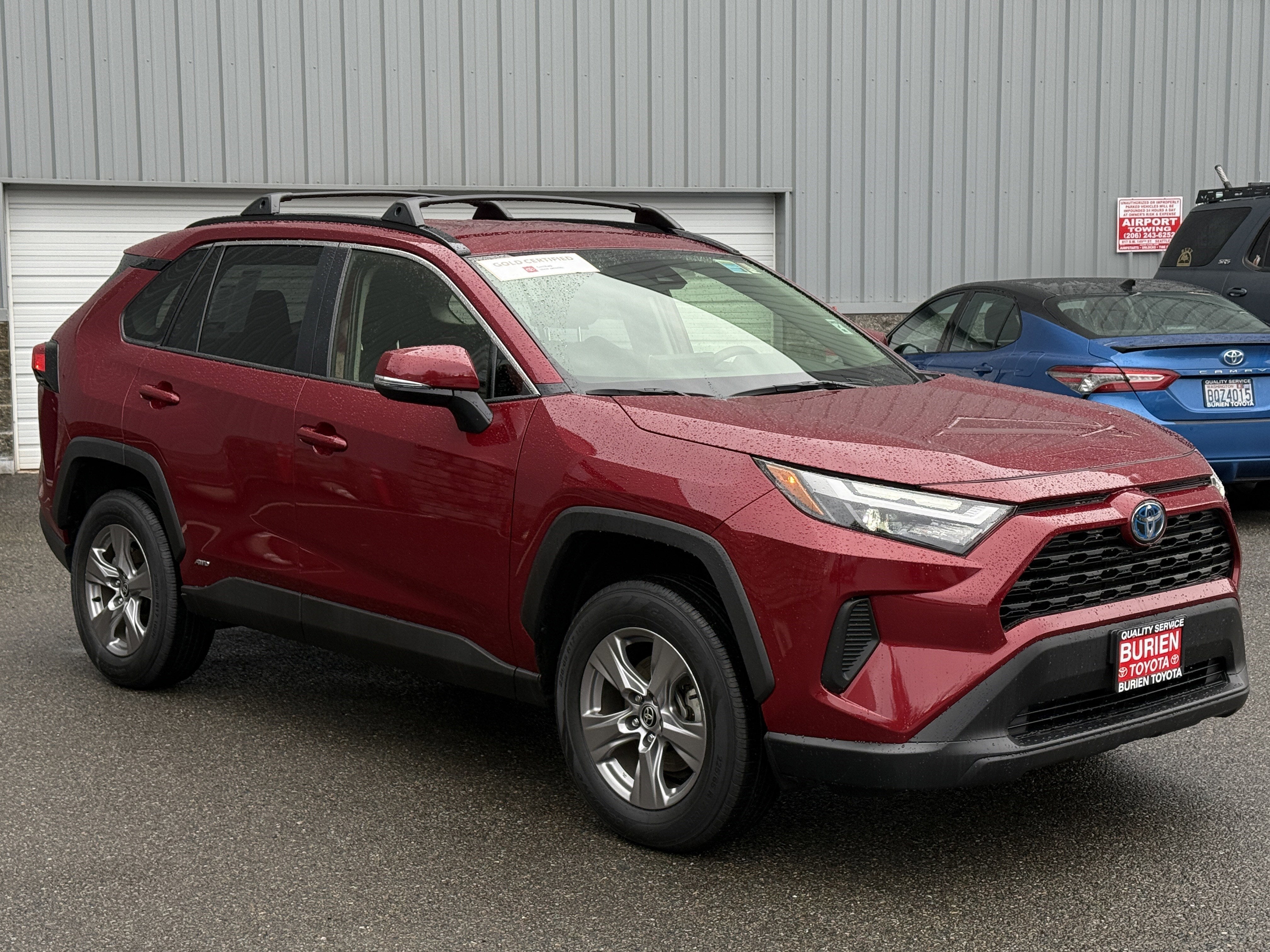 2024 Toyota RAV4 LE