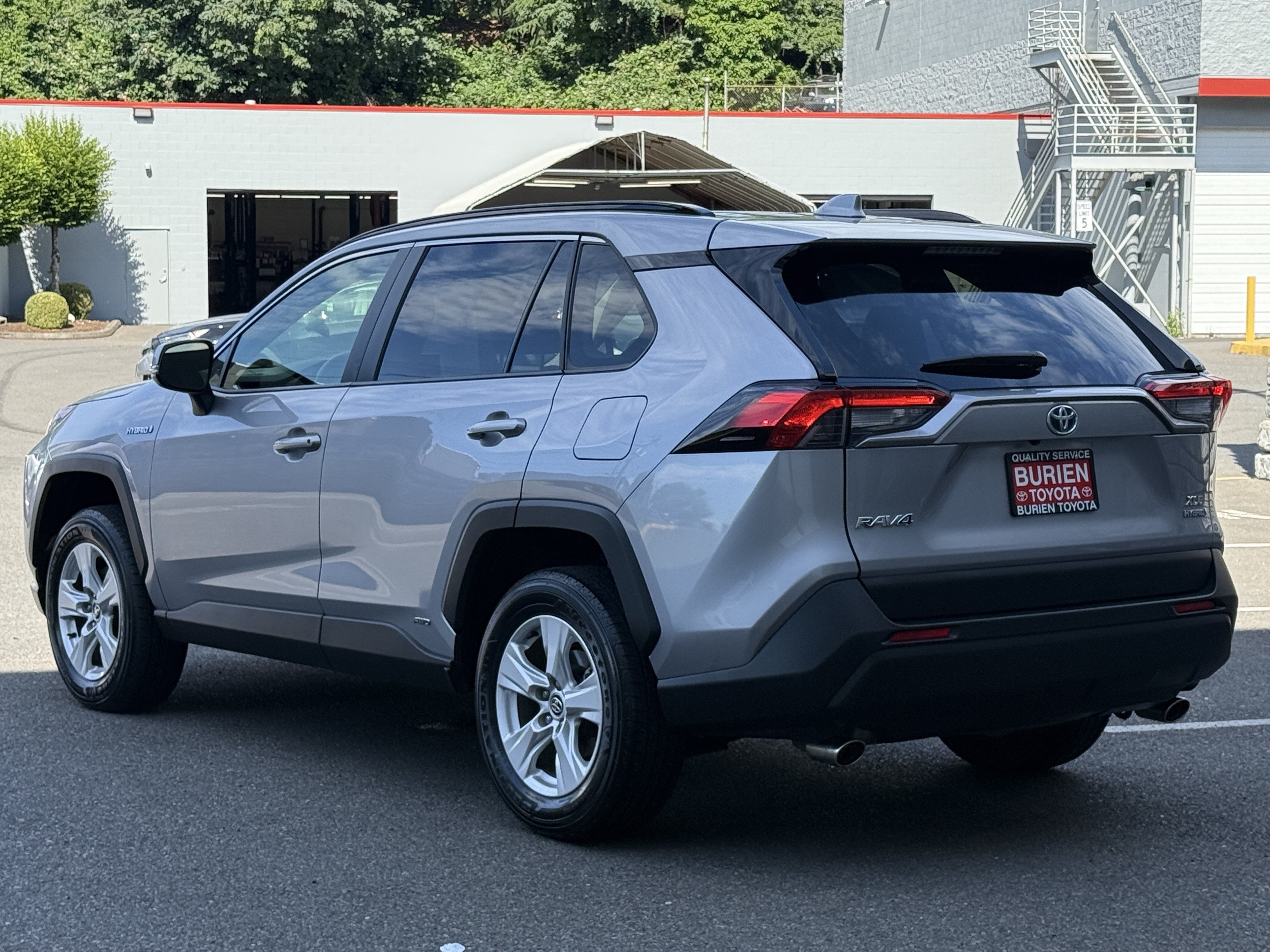 2021 Toyota RAV4 XLE