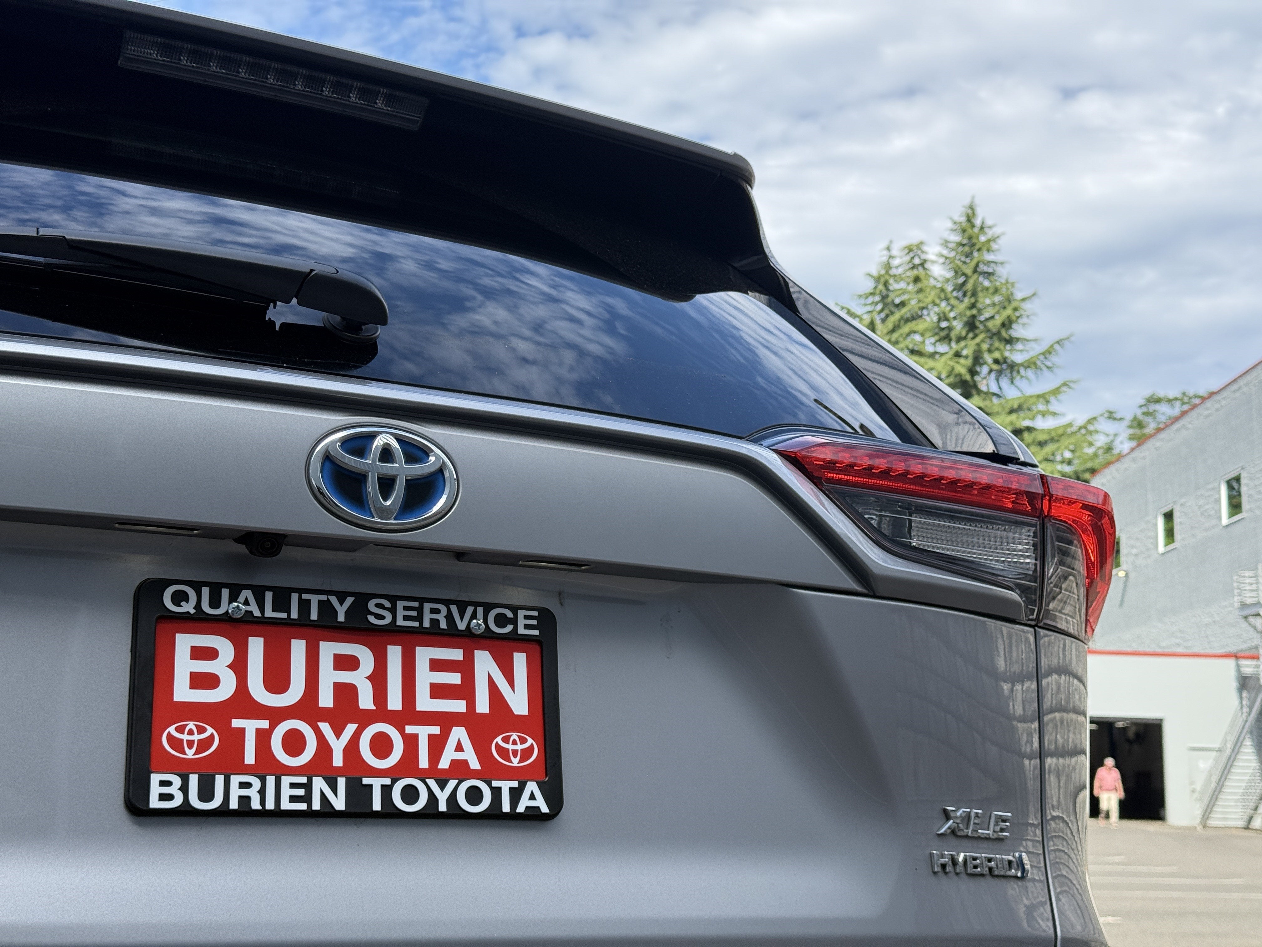 2021 Toyota RAV4 XLE