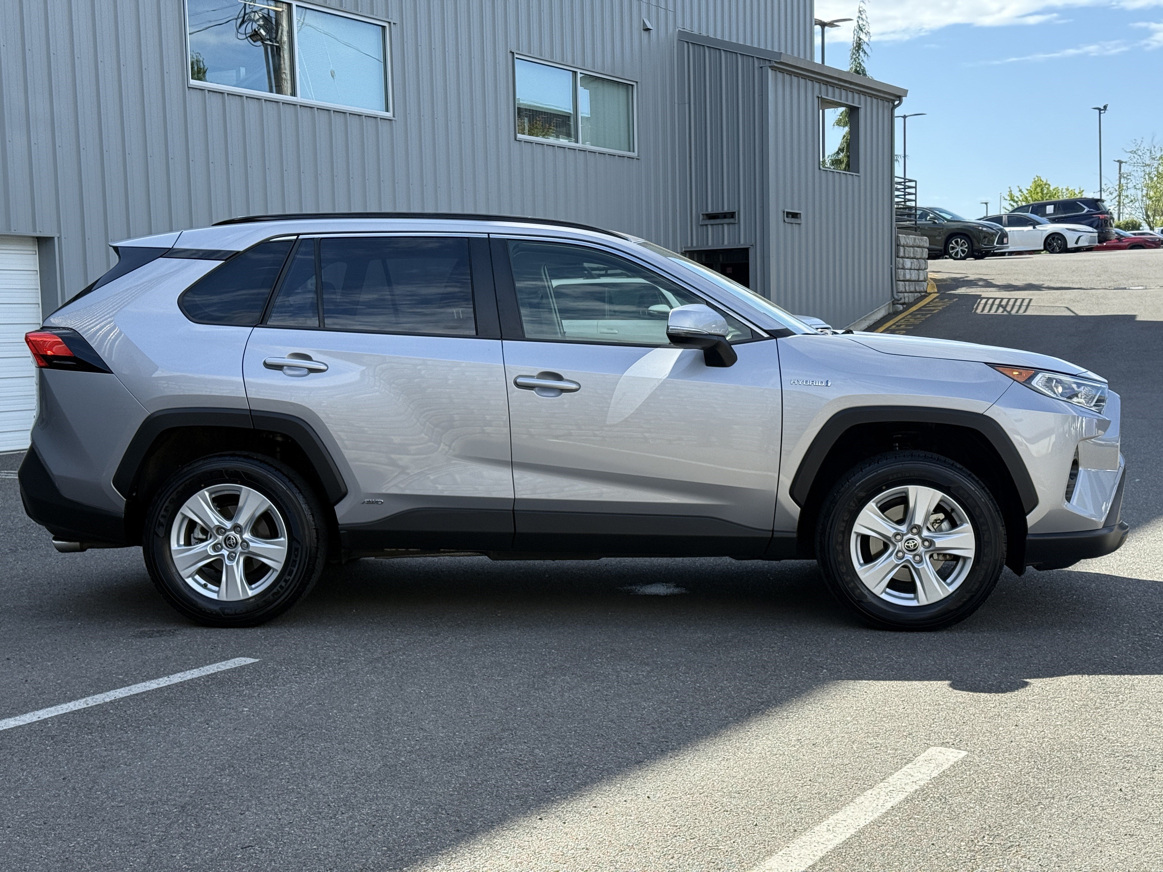 2021 Toyota RAV4 XLE