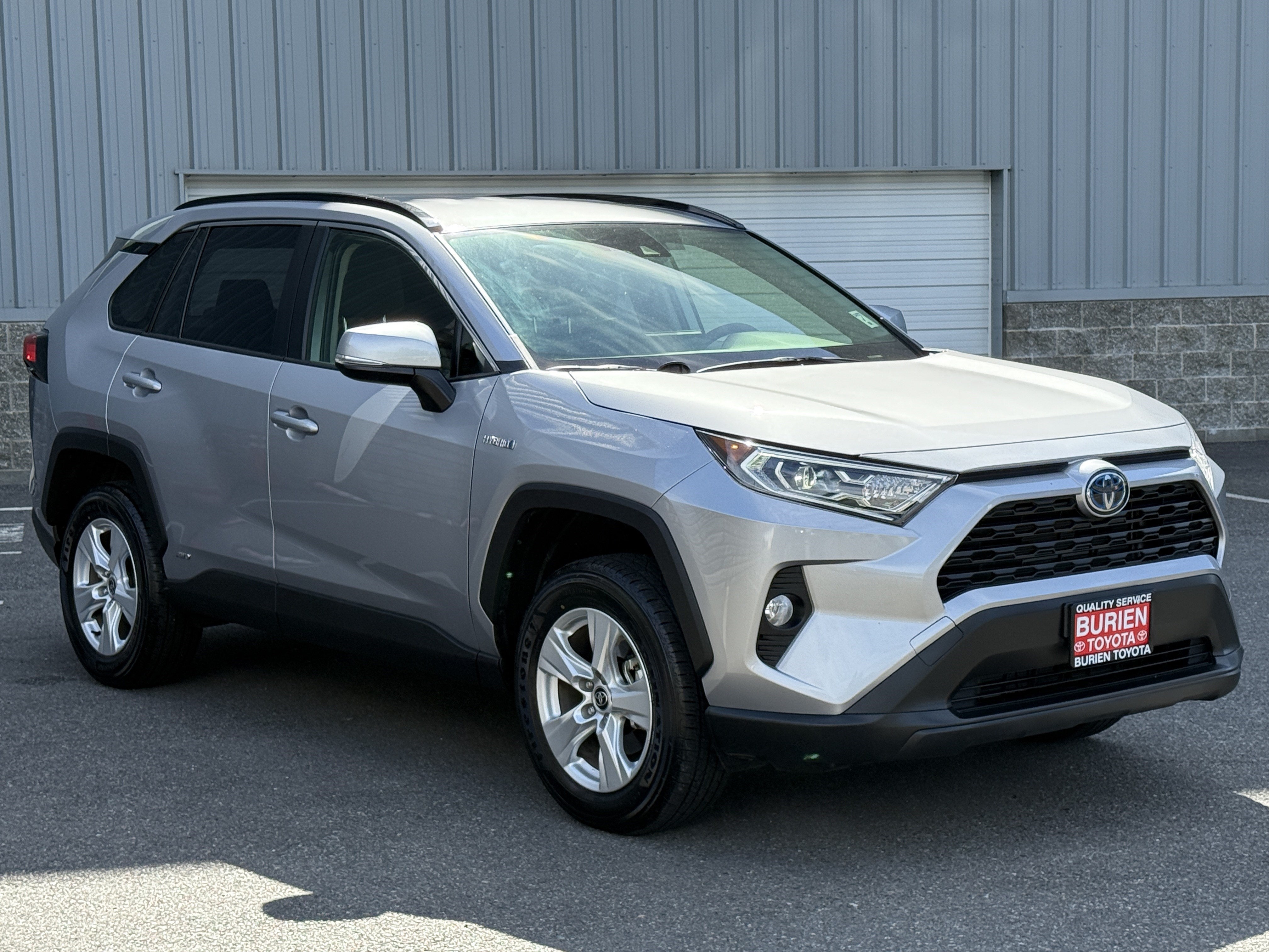 2021 Toyota RAV4 XLE