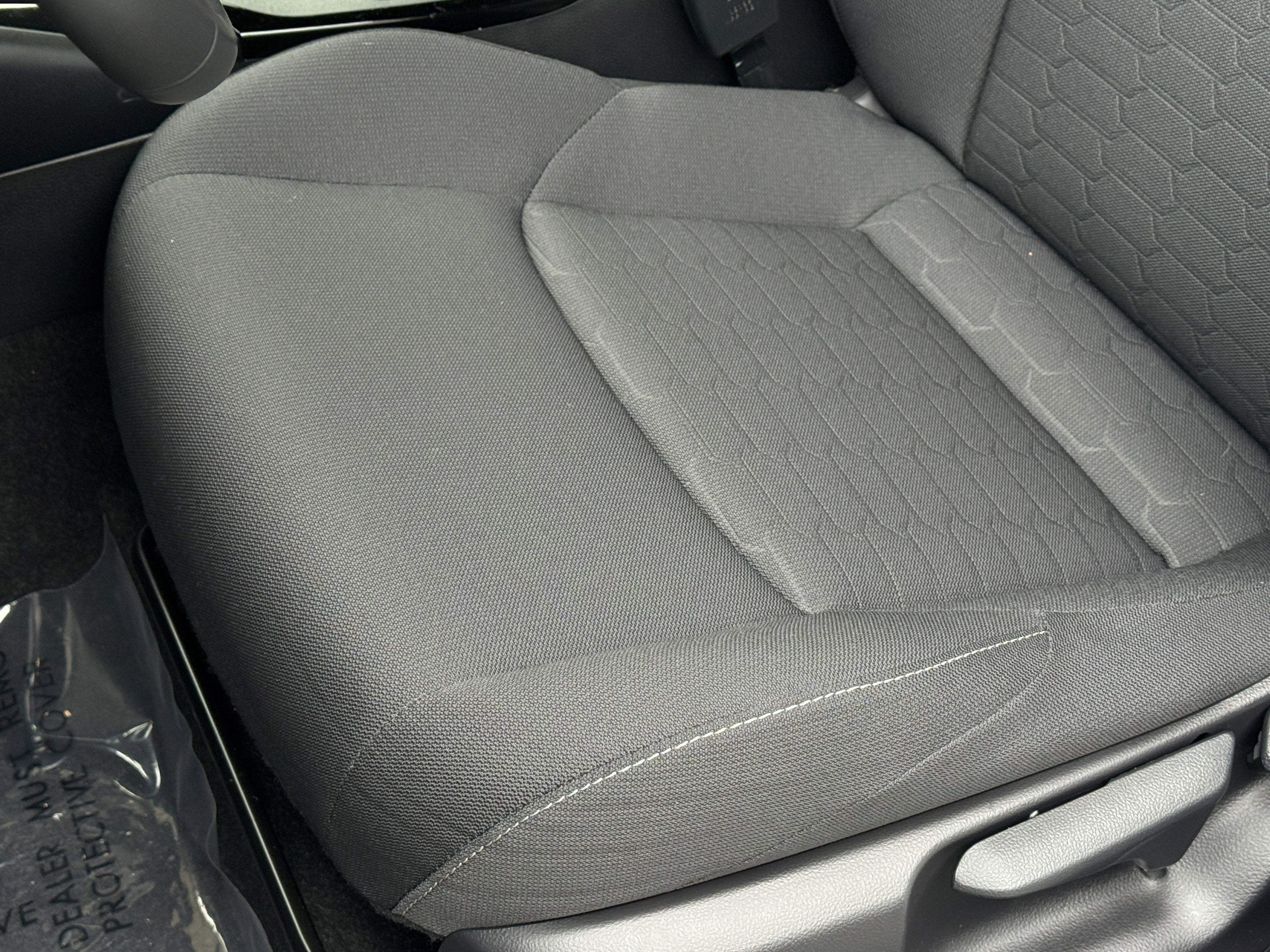 2025 Toyota Corolla Hatchback SE